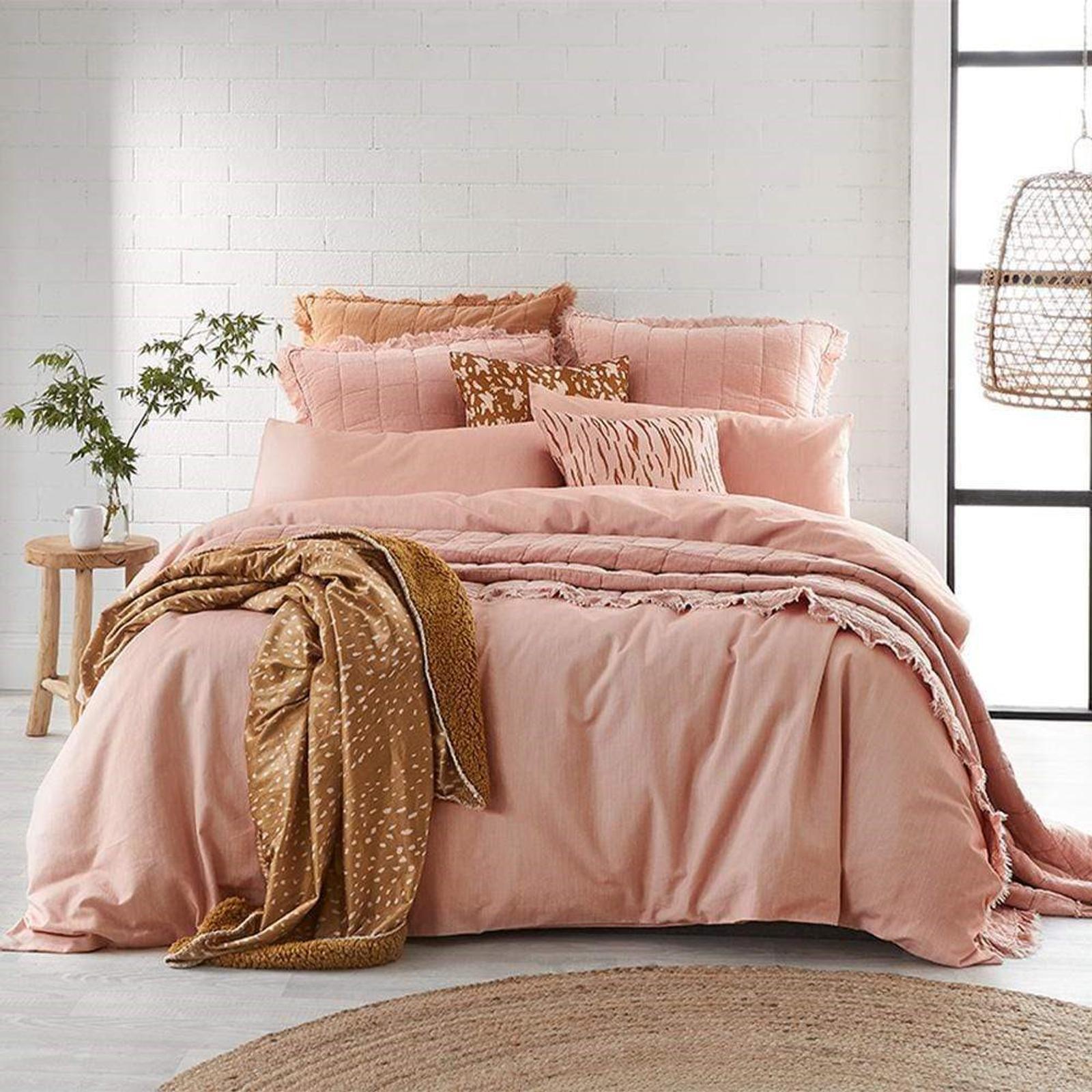 Alex Liddy Edit Quilt Cover King Pink Dust Bunnings Australia