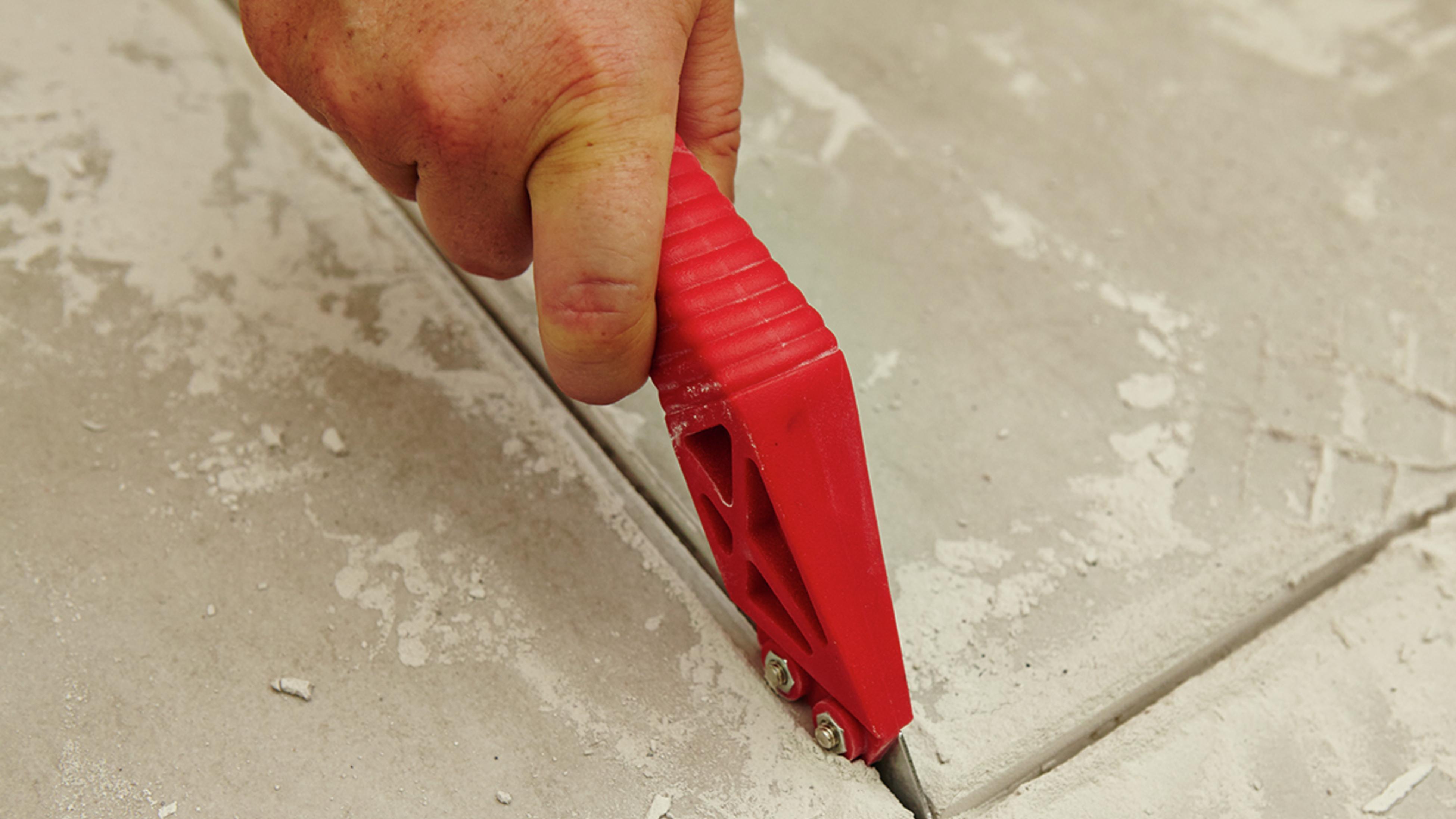 How to remove grout with a multi-tool