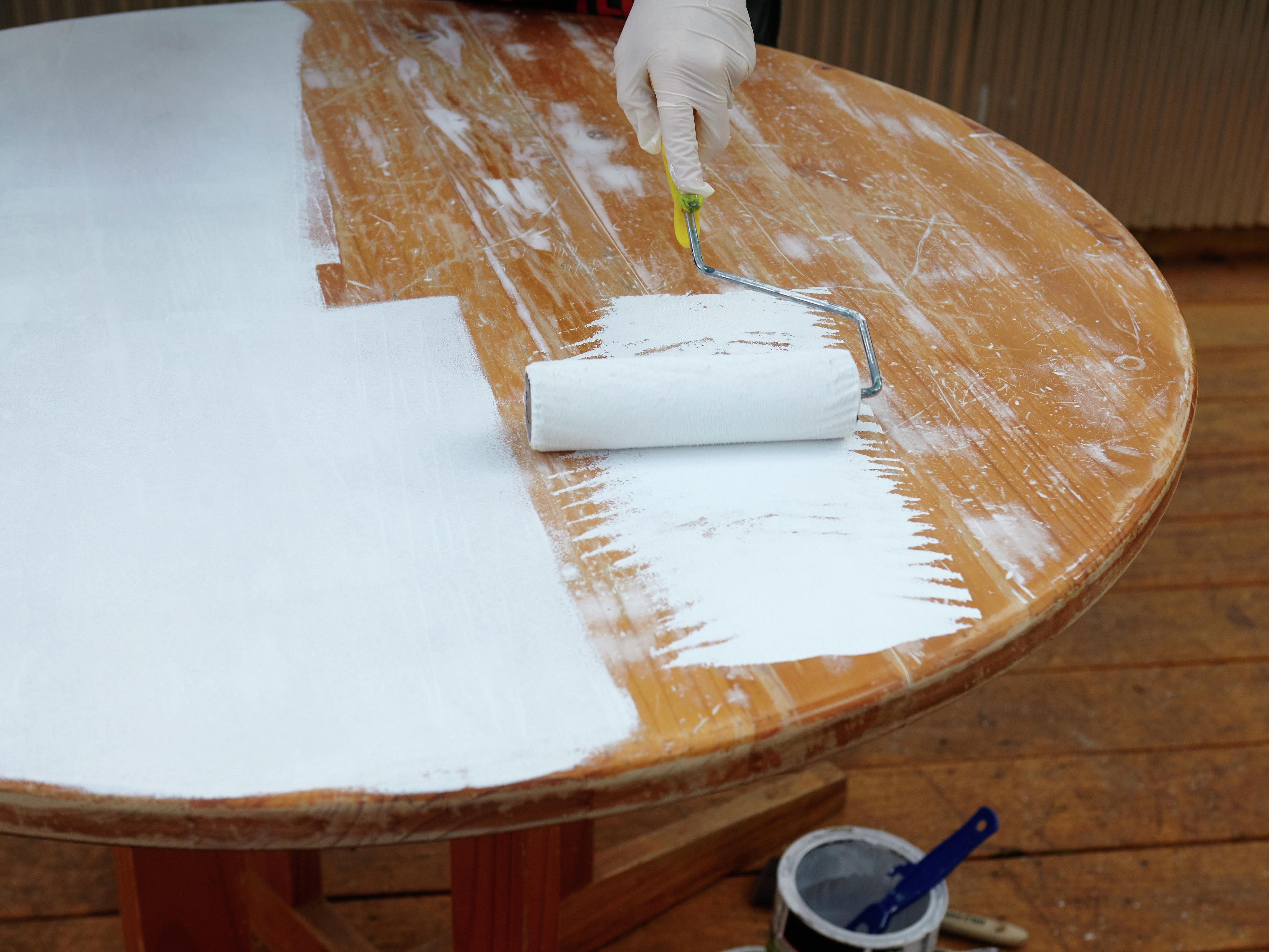 Enamel Paint for Wood: How to Apply Enamel Paint on Wooden Furniture?