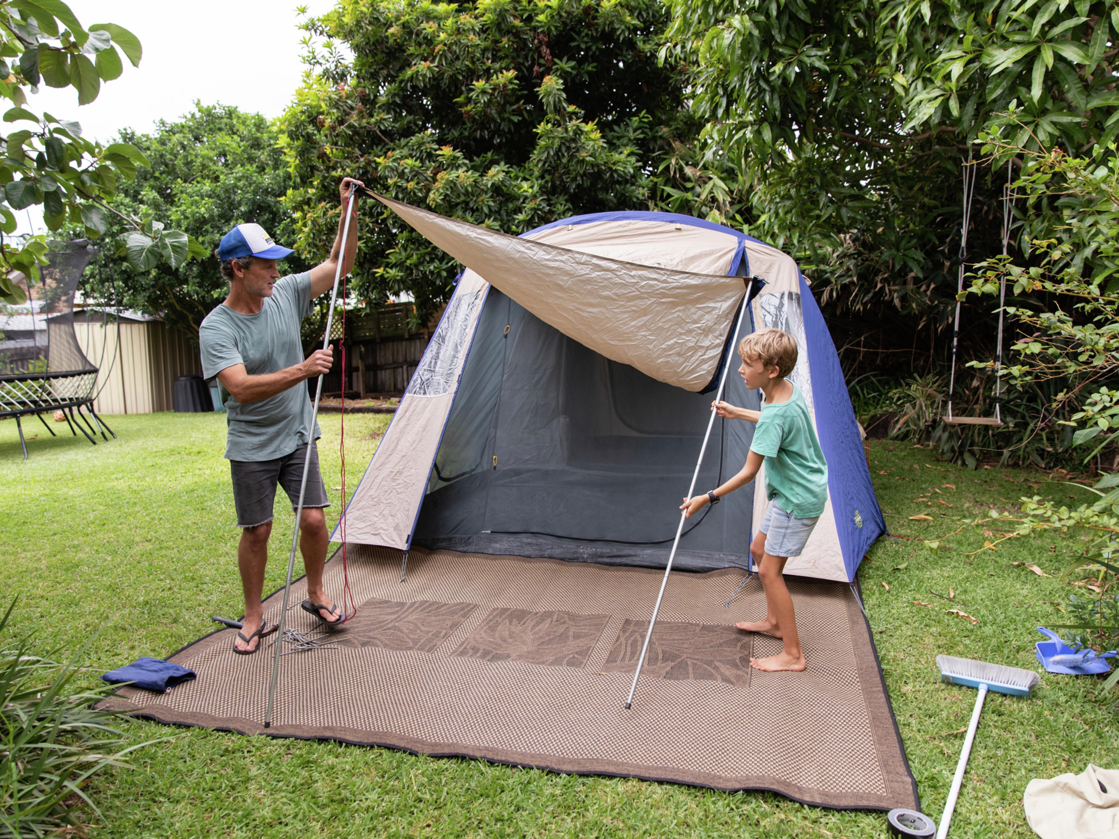 Bunnings tent outlet