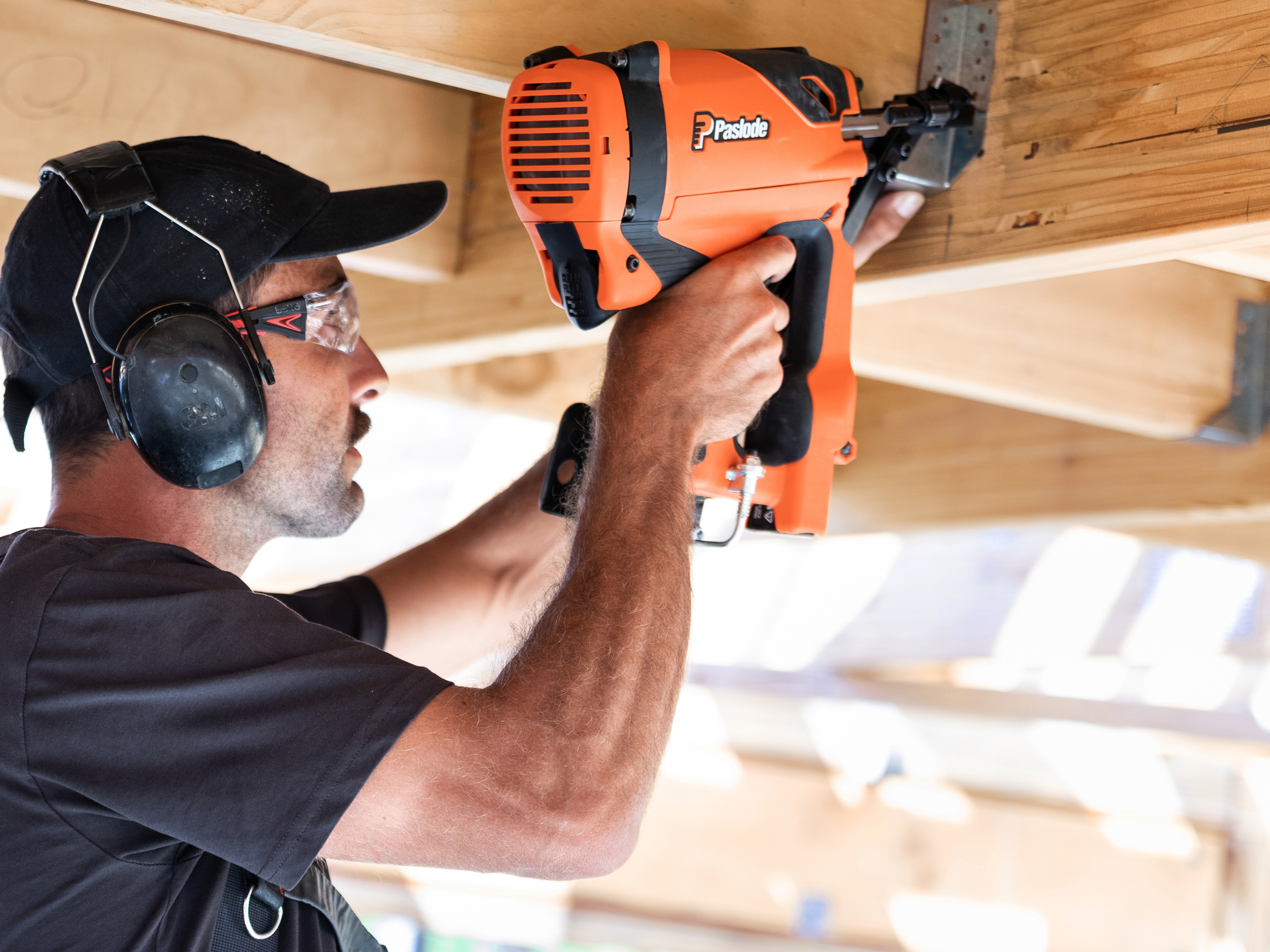 Paslode nail deals gun bunnings