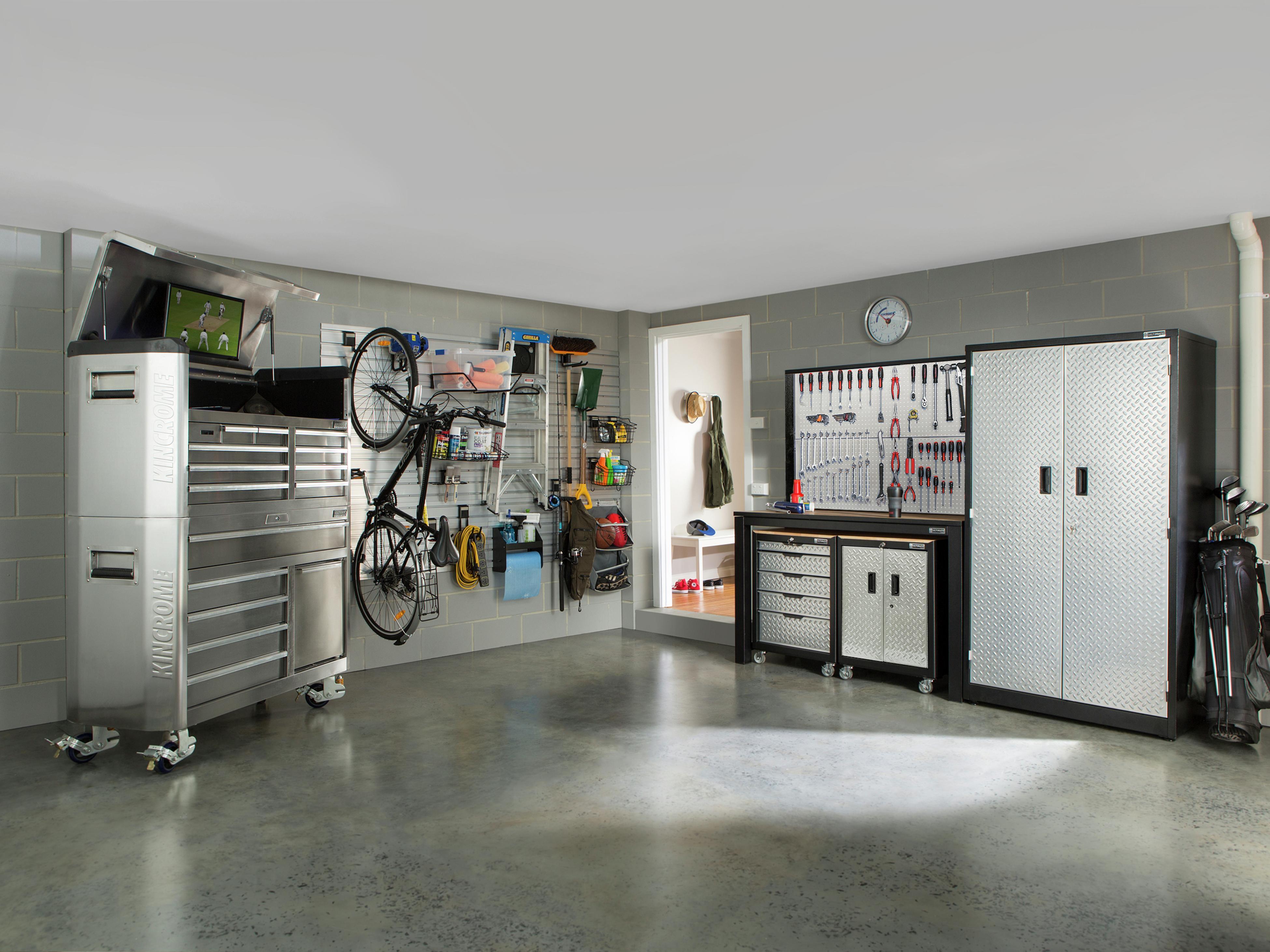 4 Simple Steps to Organize Your Garage