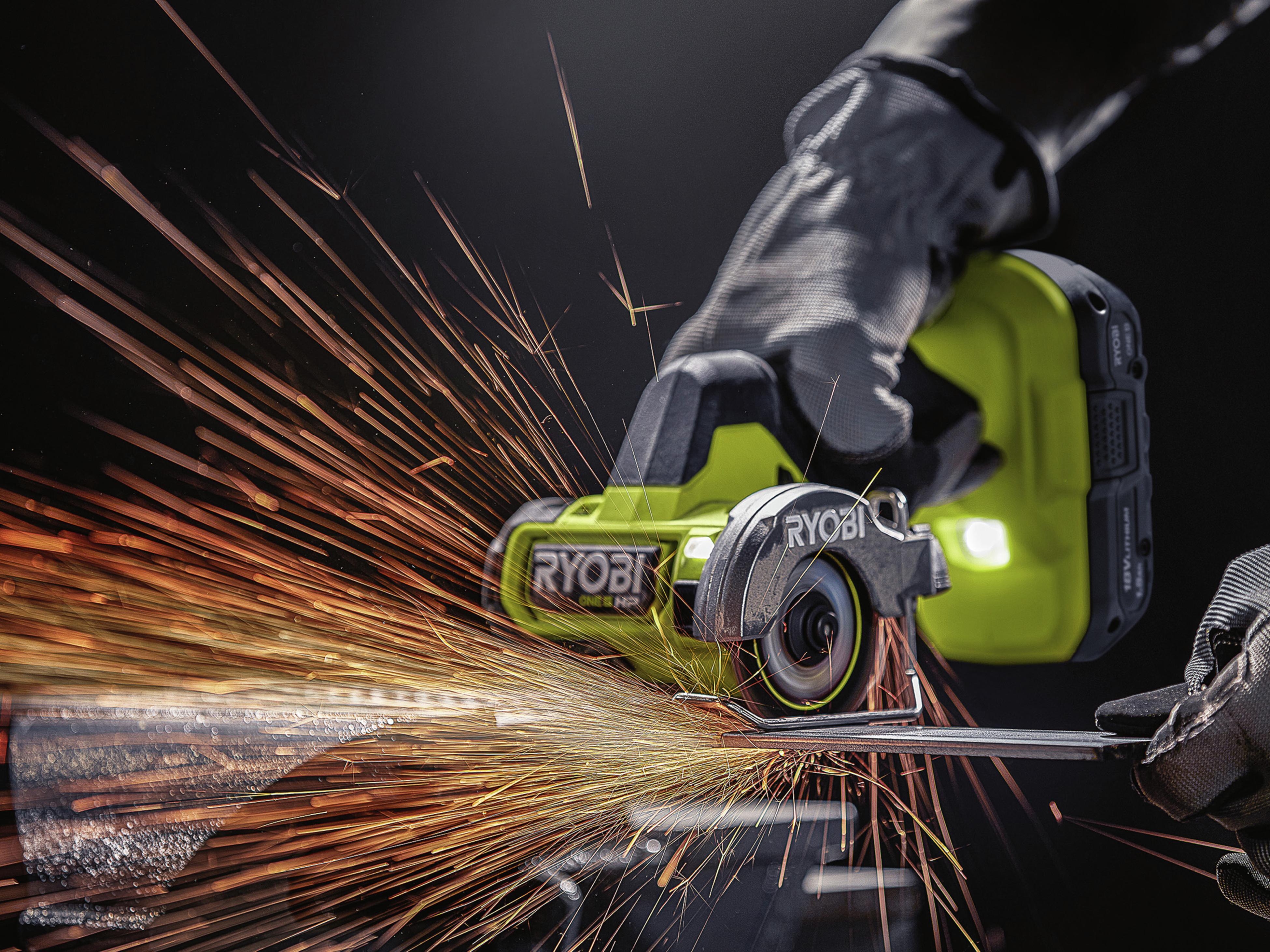 Ryobi electric deals saw bunnings