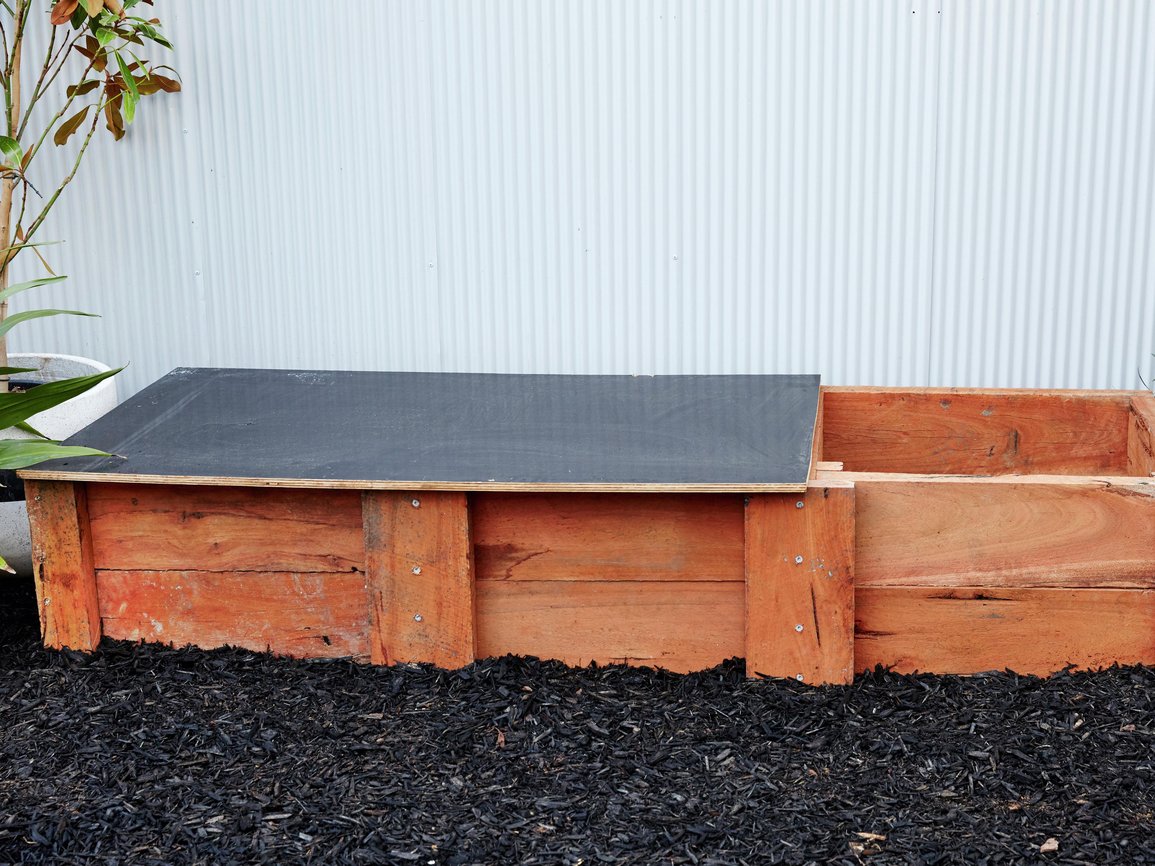 How To Make A Sleeper Compost Bin Bunnings New Zealand