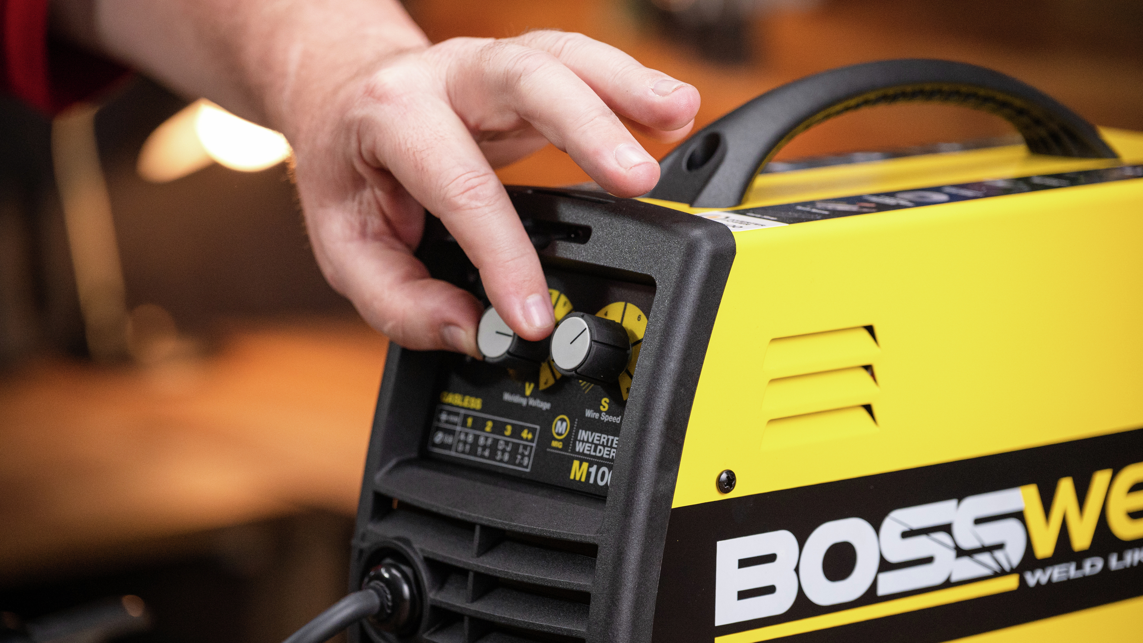 How To Set Up And Use A MIG Welder Bunnings Australia
