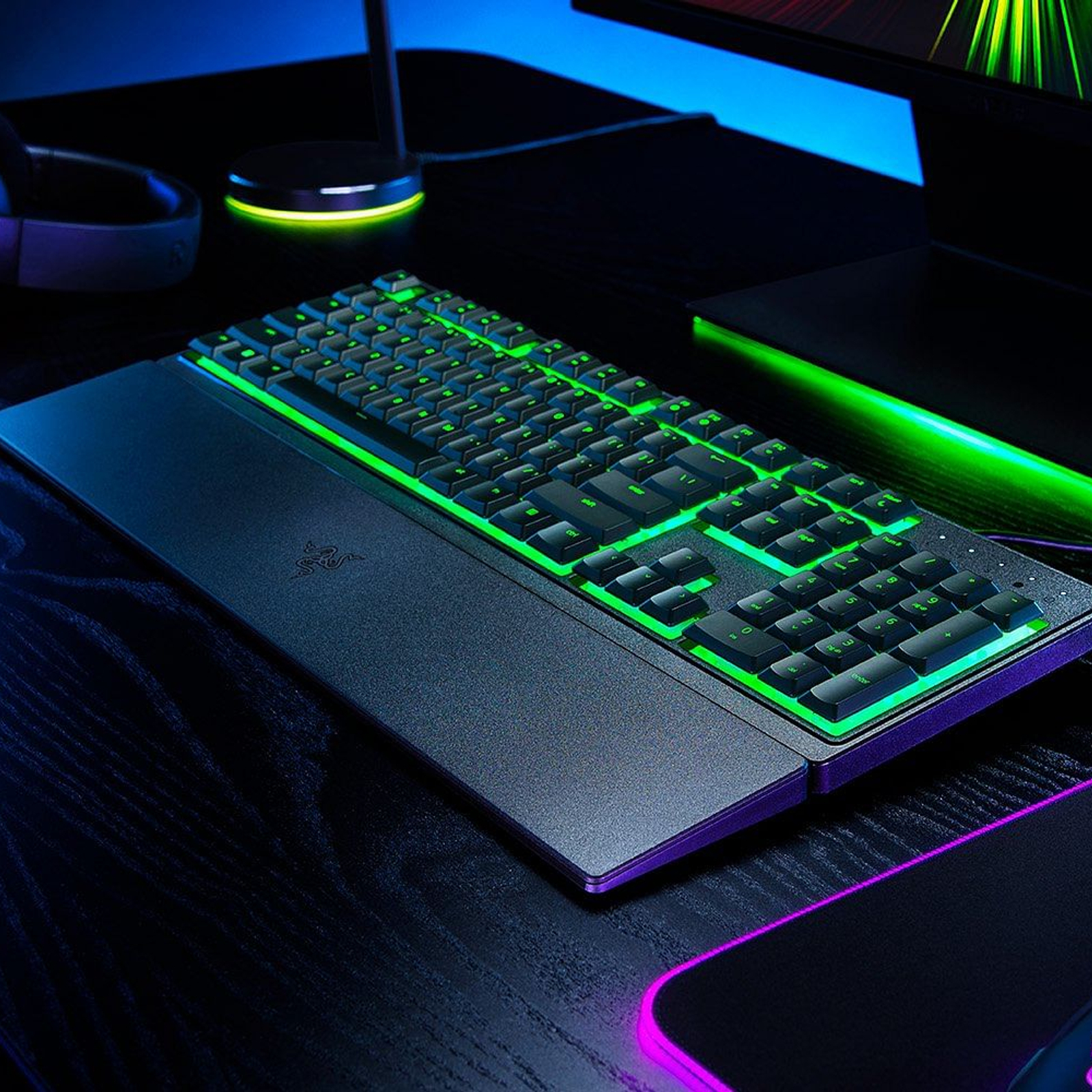 razer-ornata-v3-x-rgb-low-profile-gaming-keyboard-rz03-04470100-r3m1