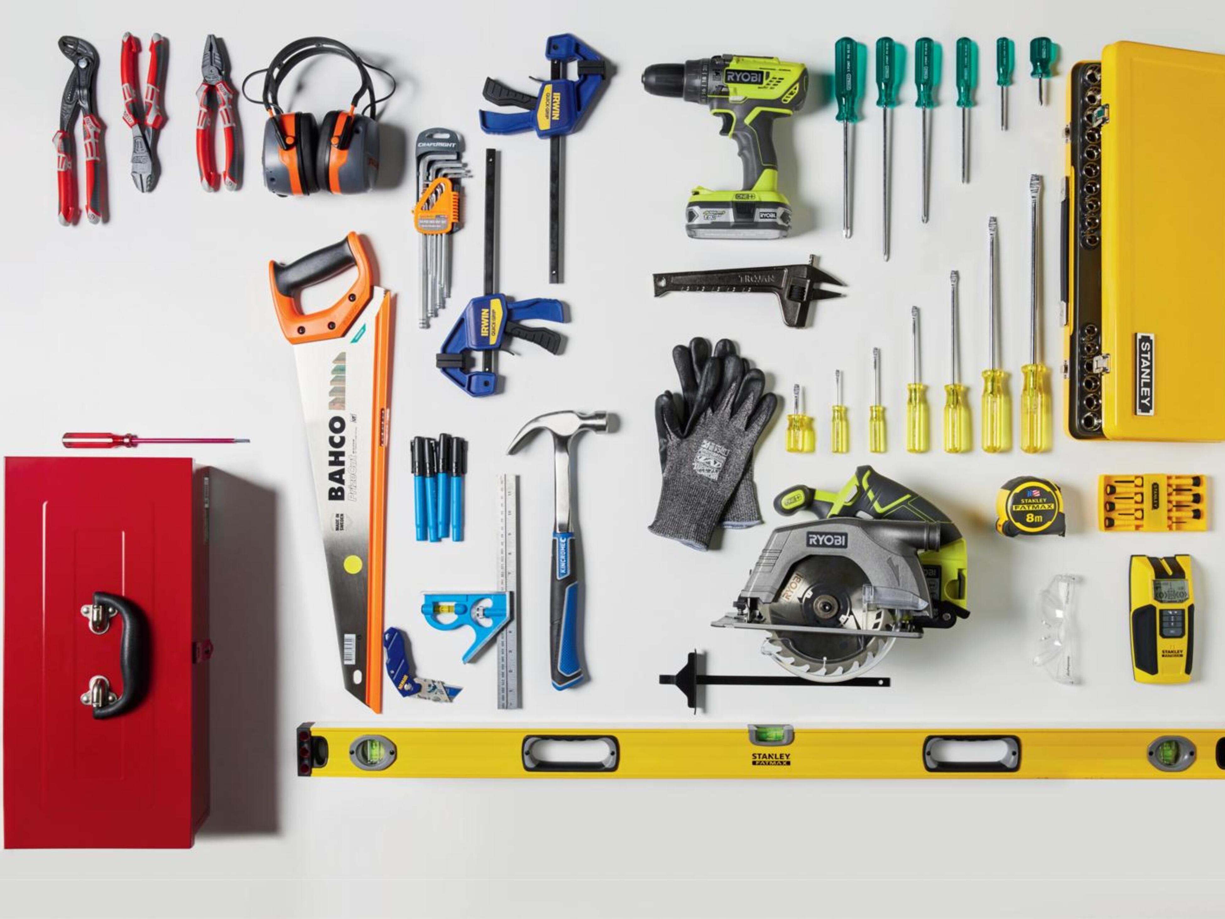 What You Need to Put Together a Basic Household Tool Kit