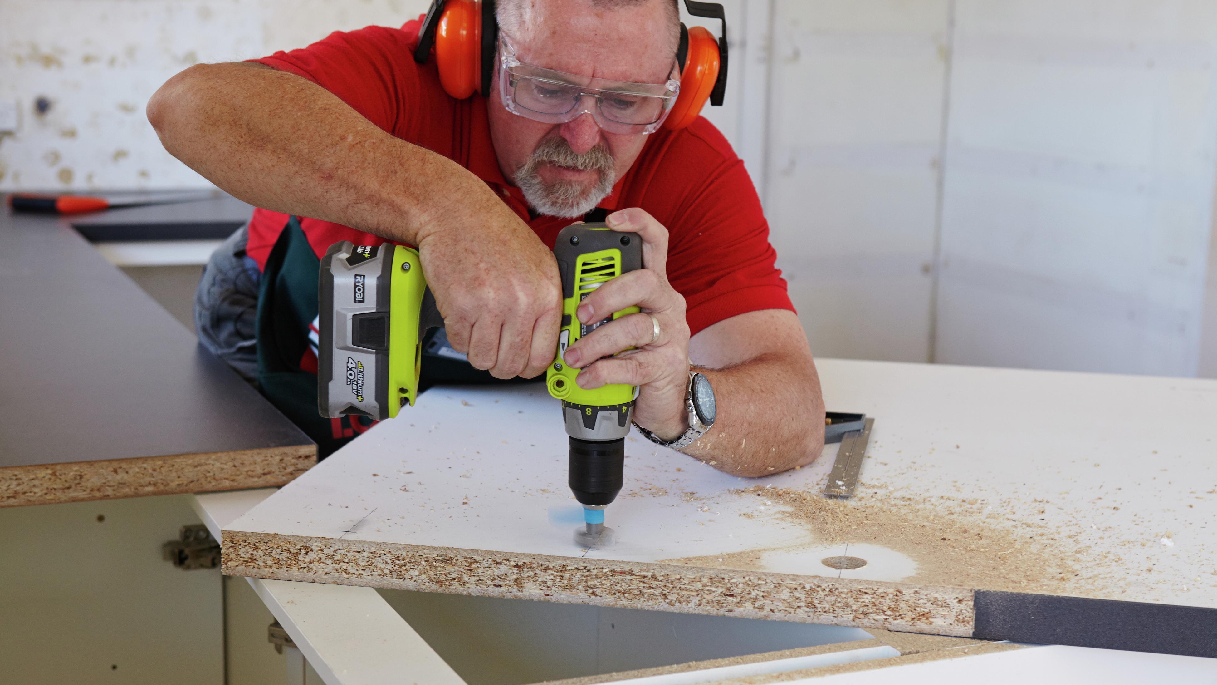 Bunnings best sale bench drill