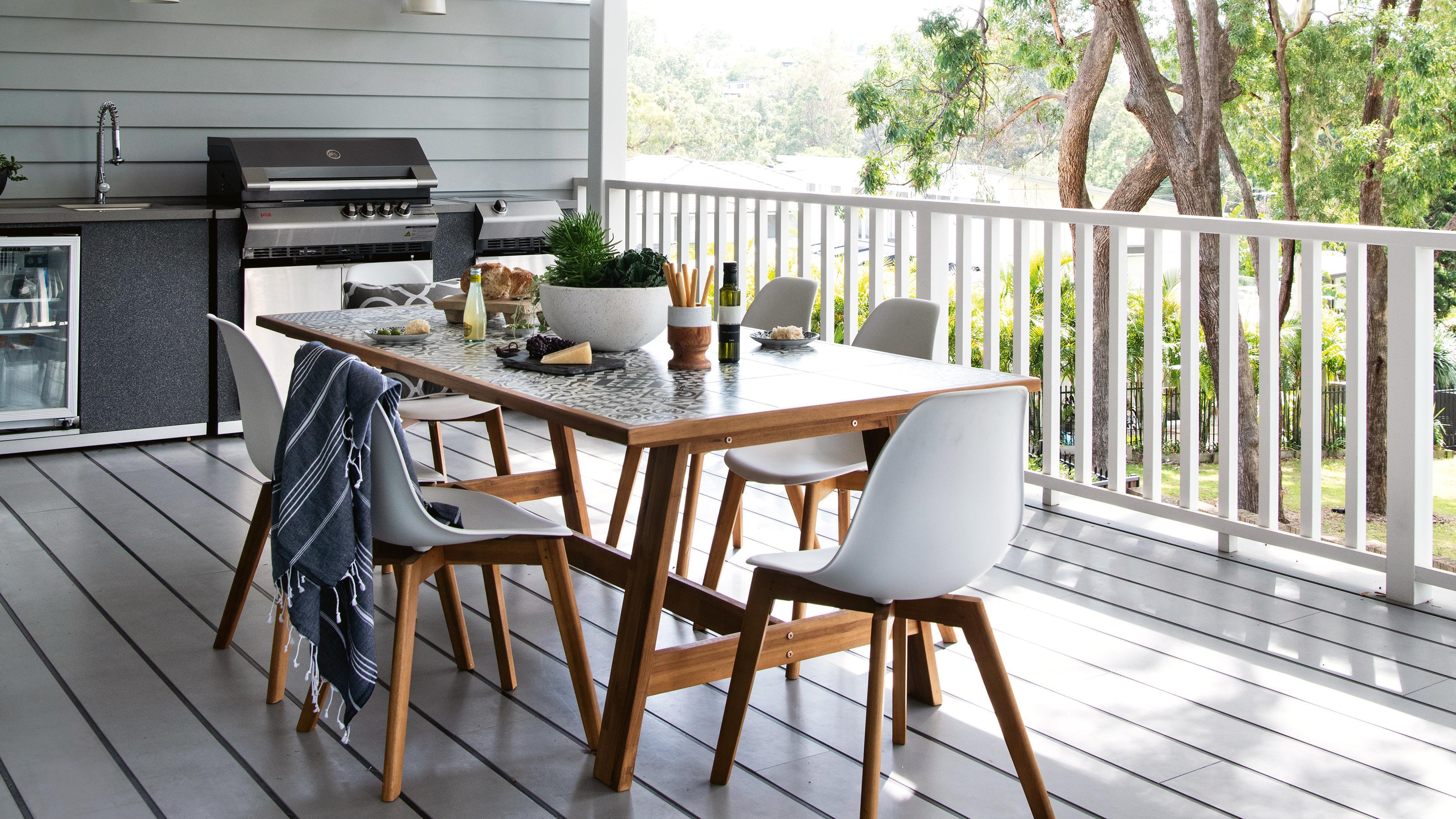 Bunnings outdoor dining table and online chairs