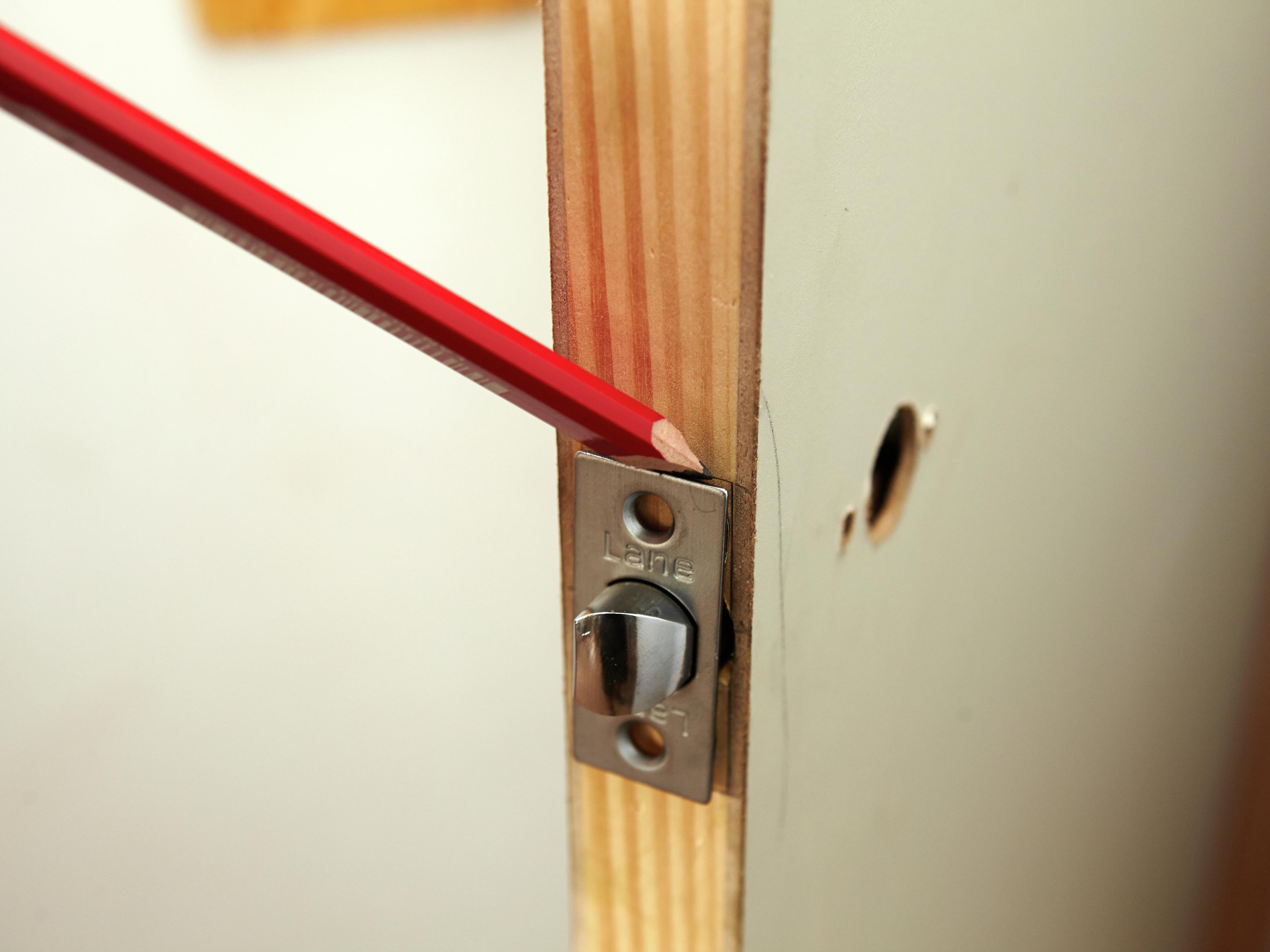 TUTORIAL - How To Change A Door Knob Home Repair 