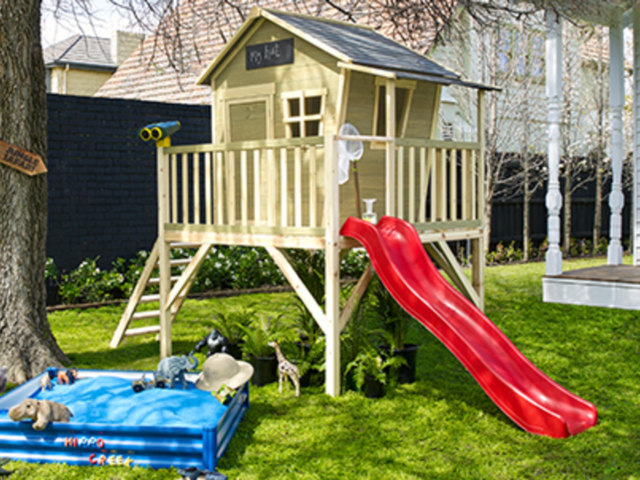 Bunnings store outdoor playhouse