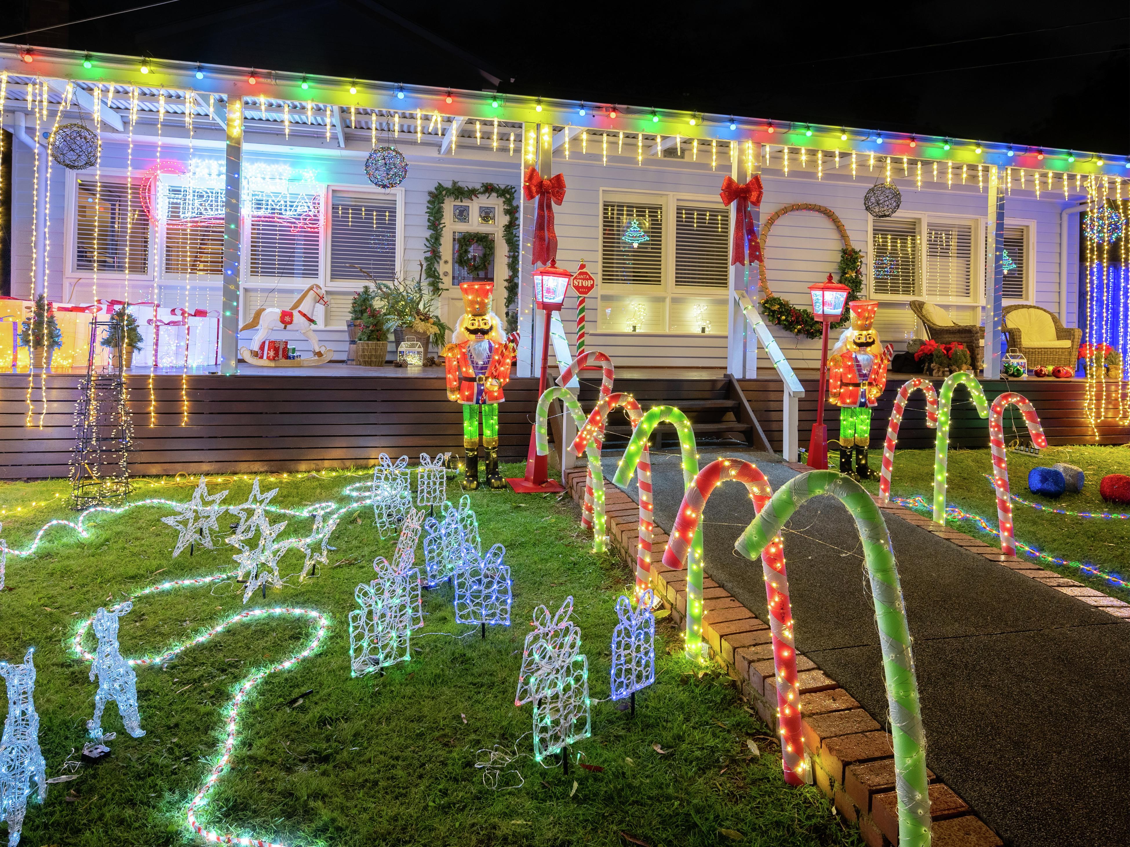 Christmas lights store solar bunnings