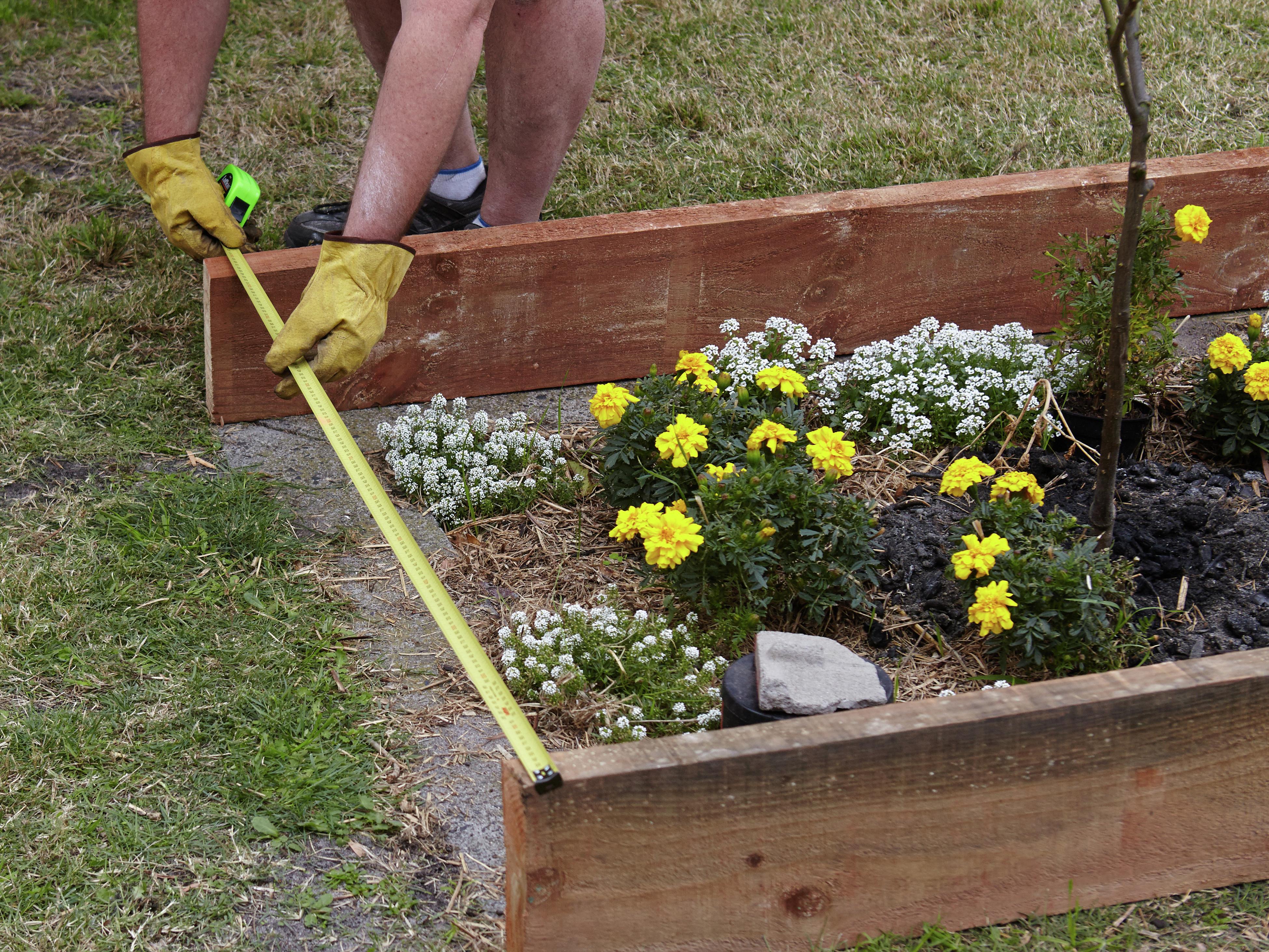 How To Build A Garden Bed - Bunnings Australia