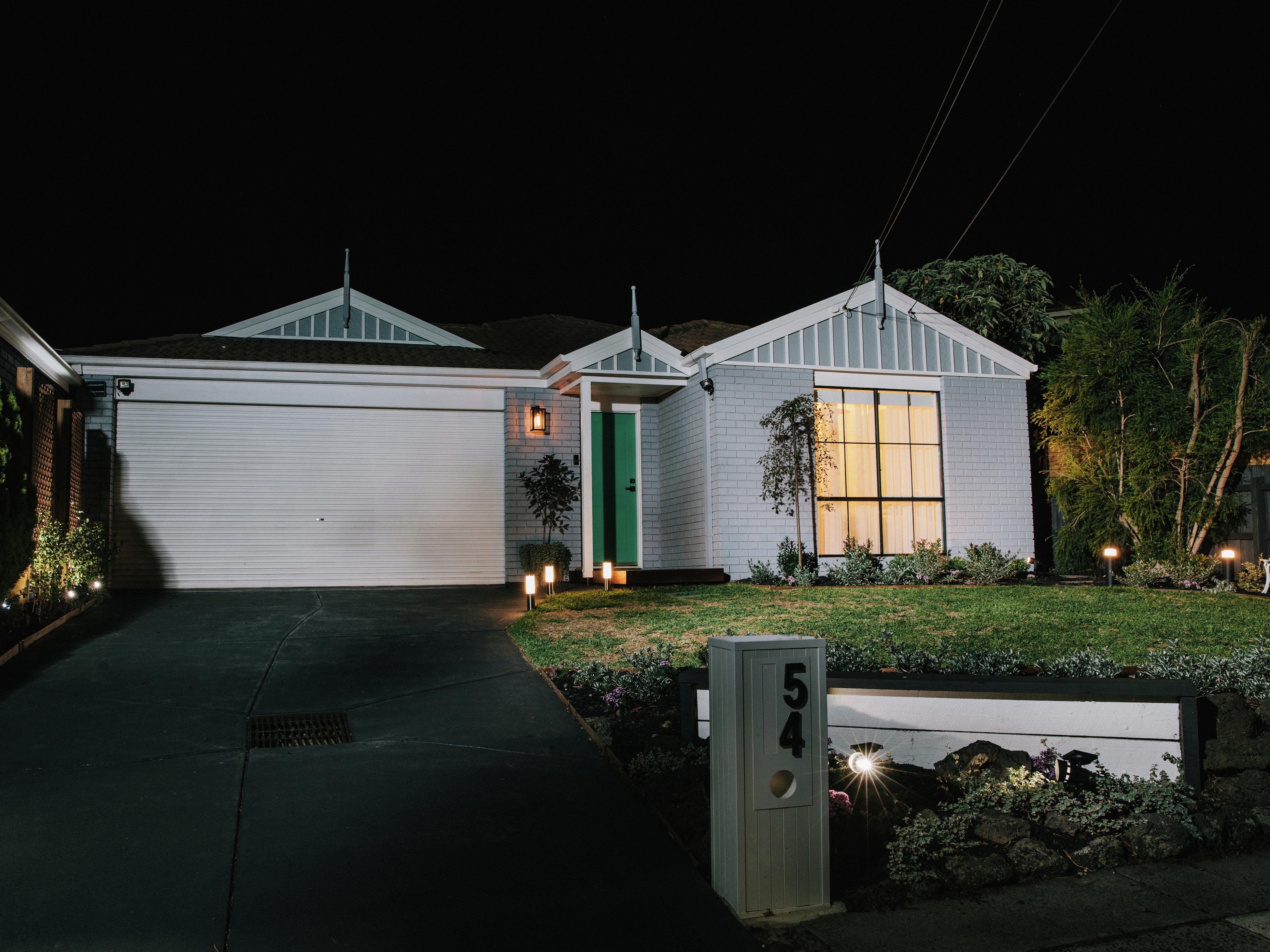 Garage on sale light bunnings