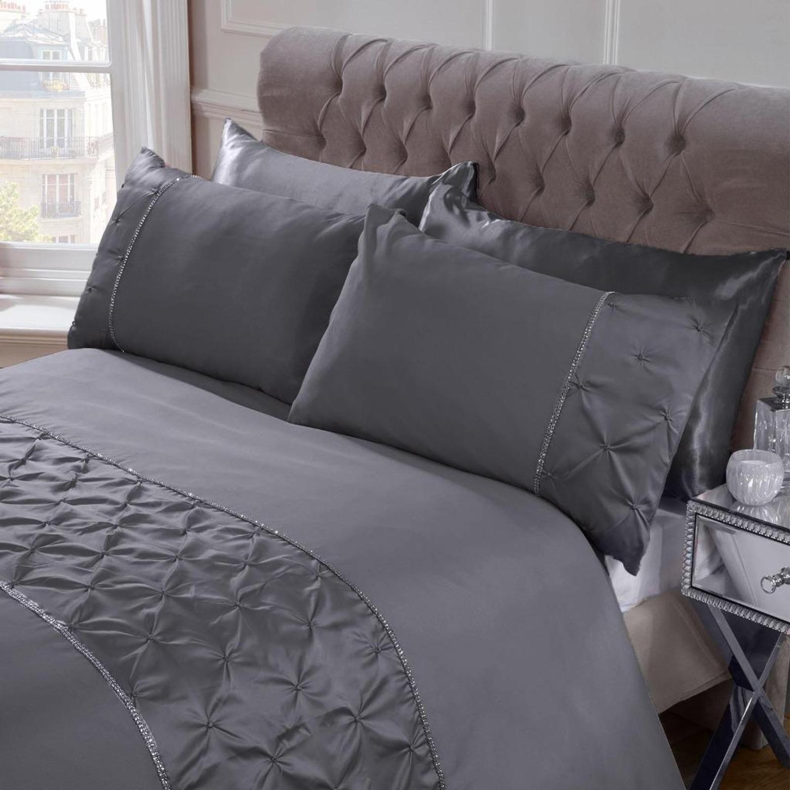 Dreamfields Queen Pintuck Diamante Diamond Band GREY Color Soft Quilt ...