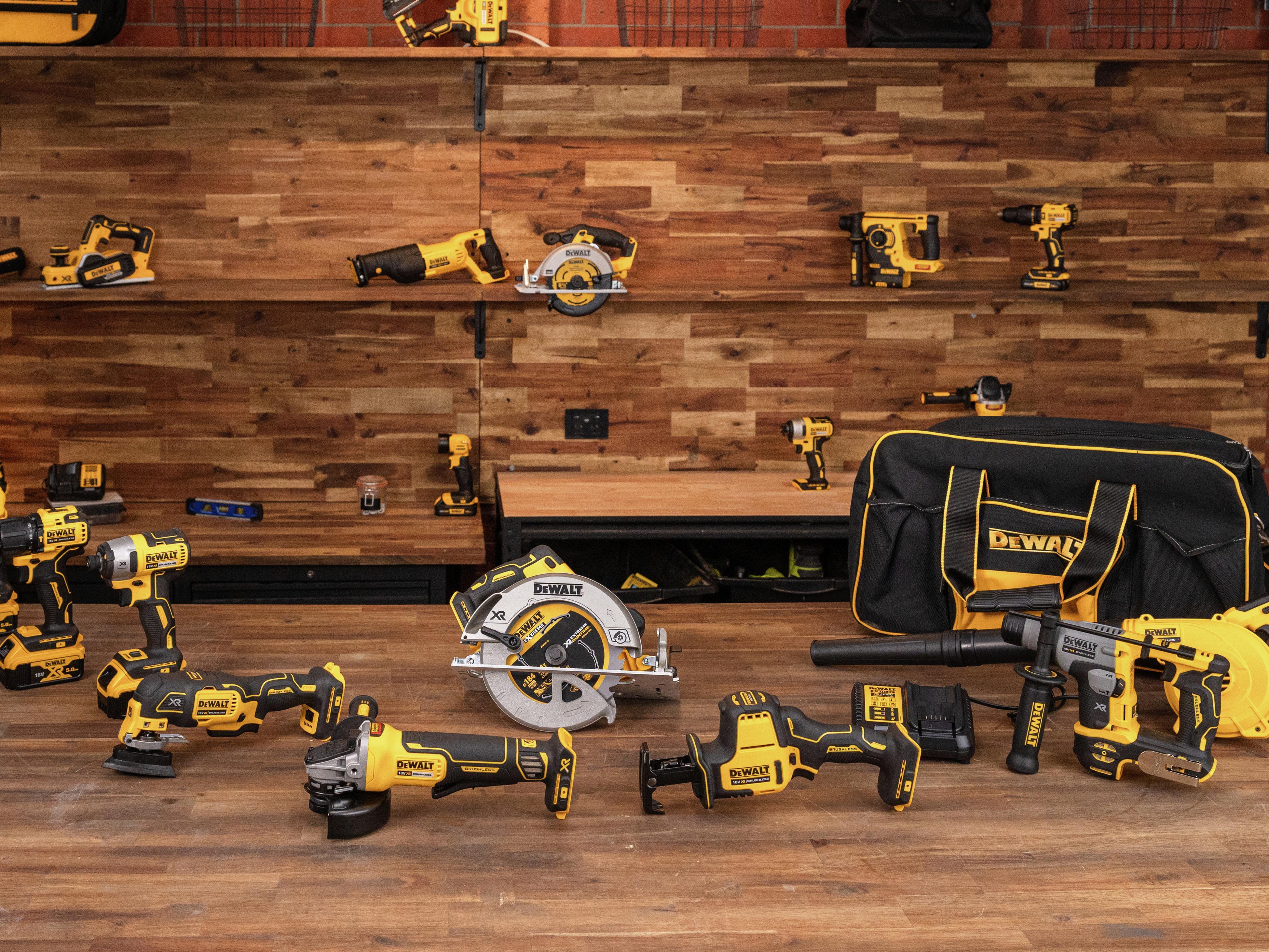 Dewalt 8 discount piece combo kit