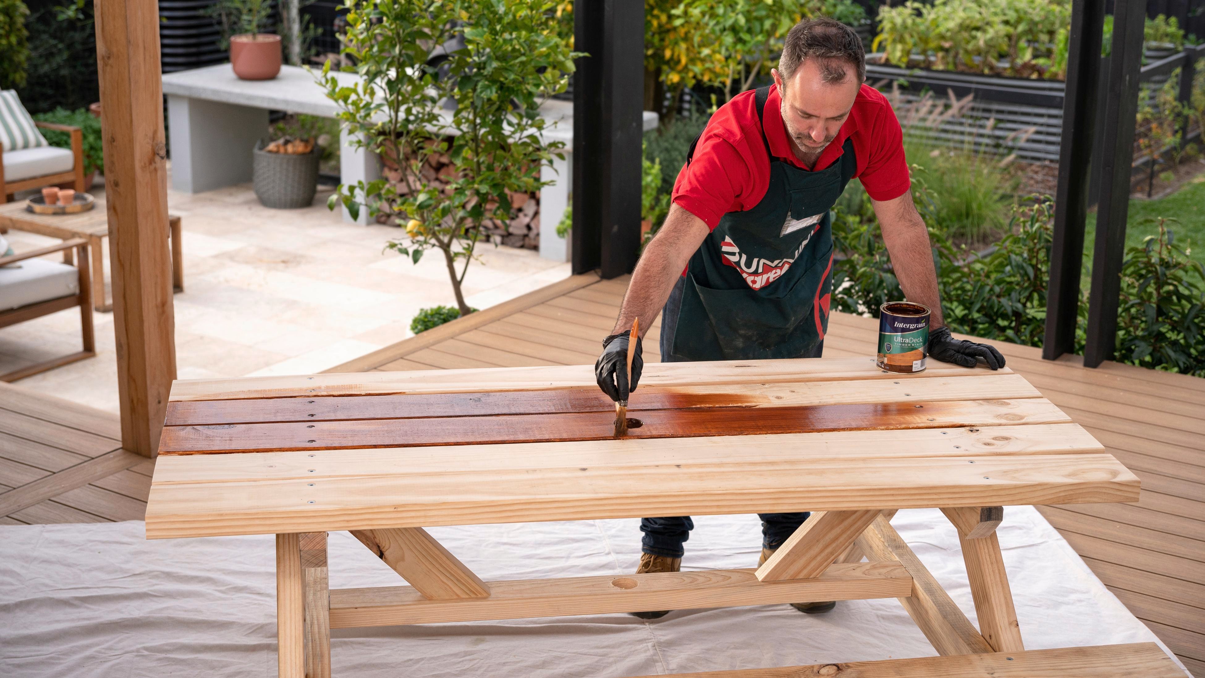 How To Make A D.I.Y. Resin Picnic Table - Bunnings Australia