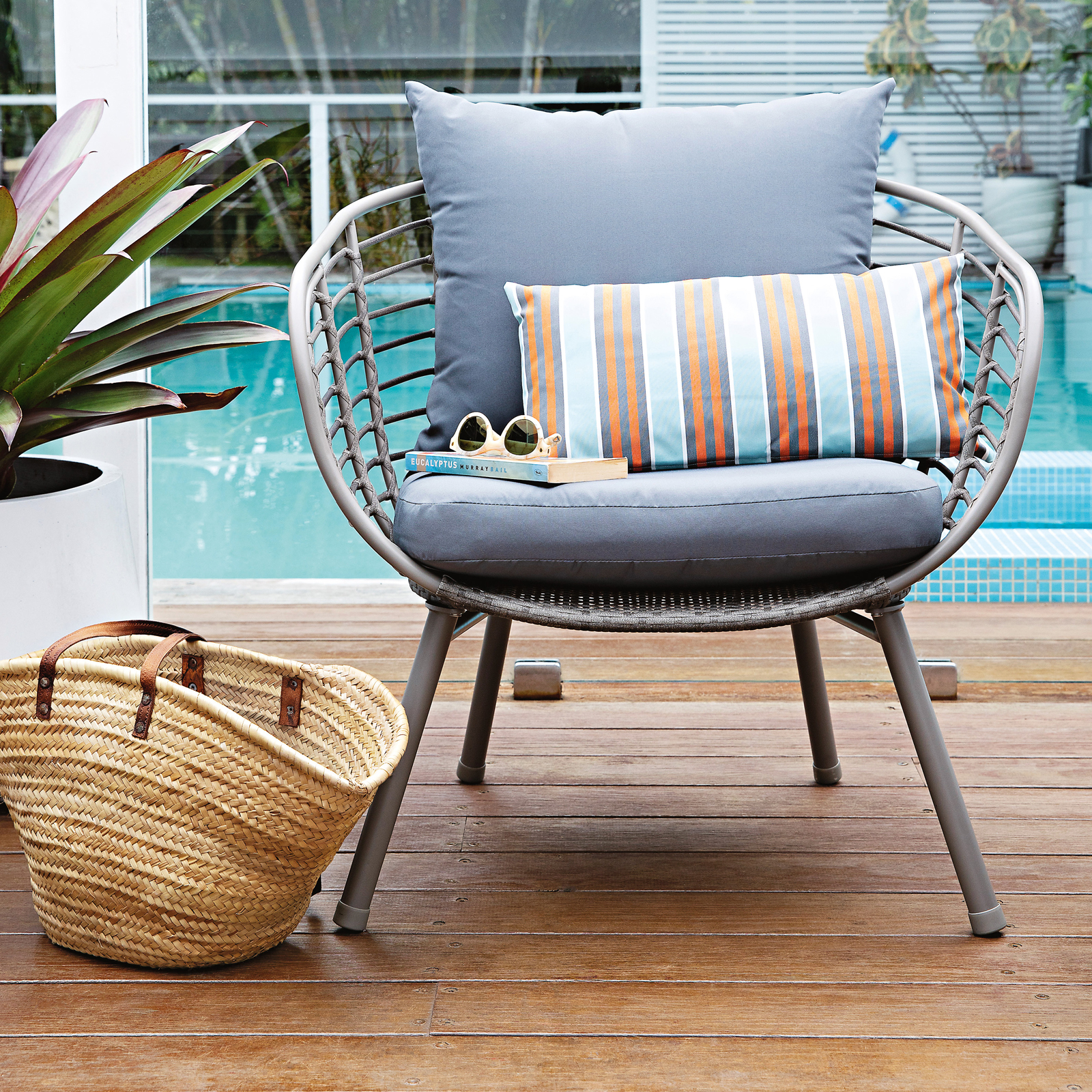 Marquee Bayfield Wicker Half Egg Chair - Bunnings Australia