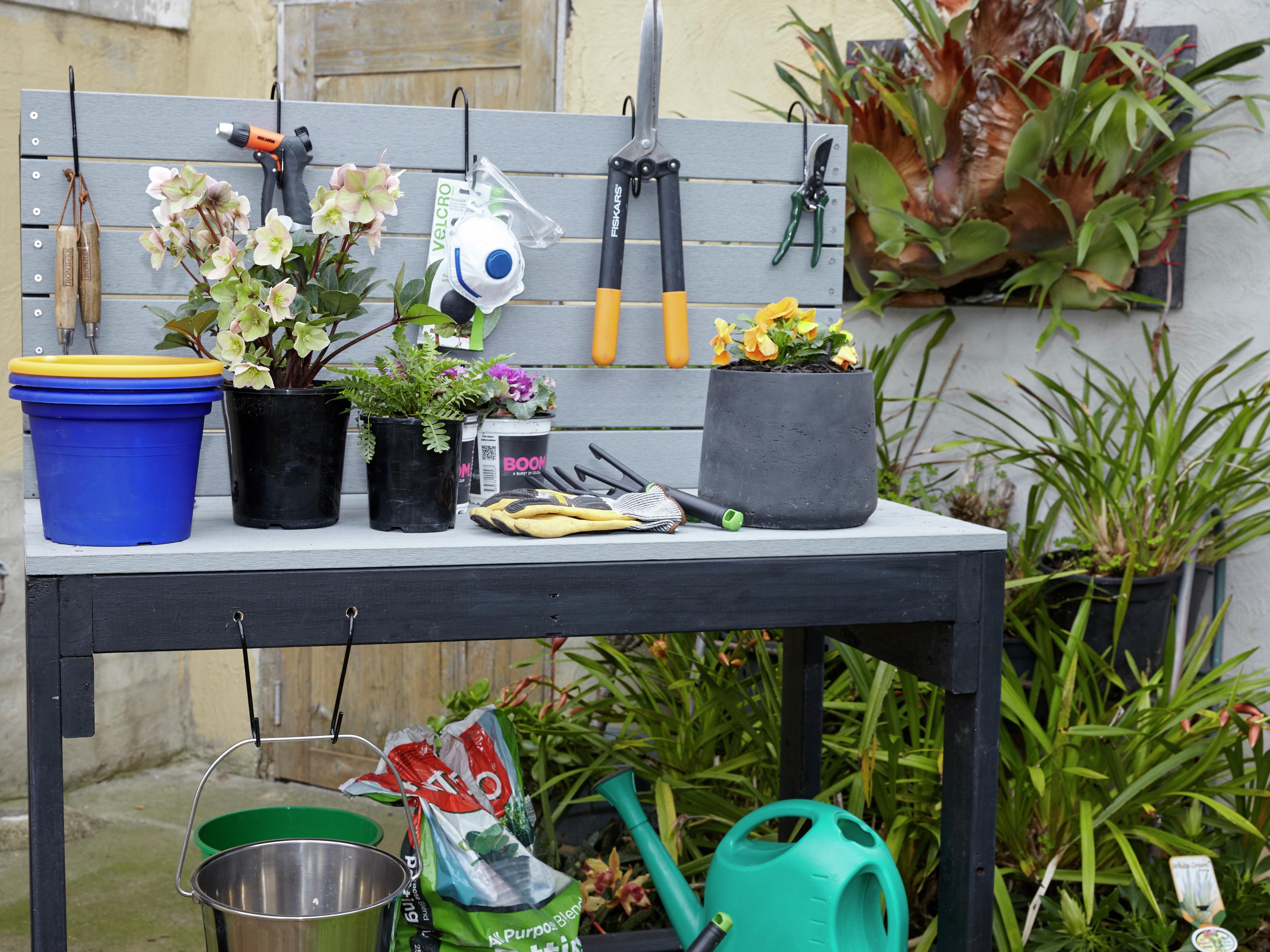 Potting table deals bunnings