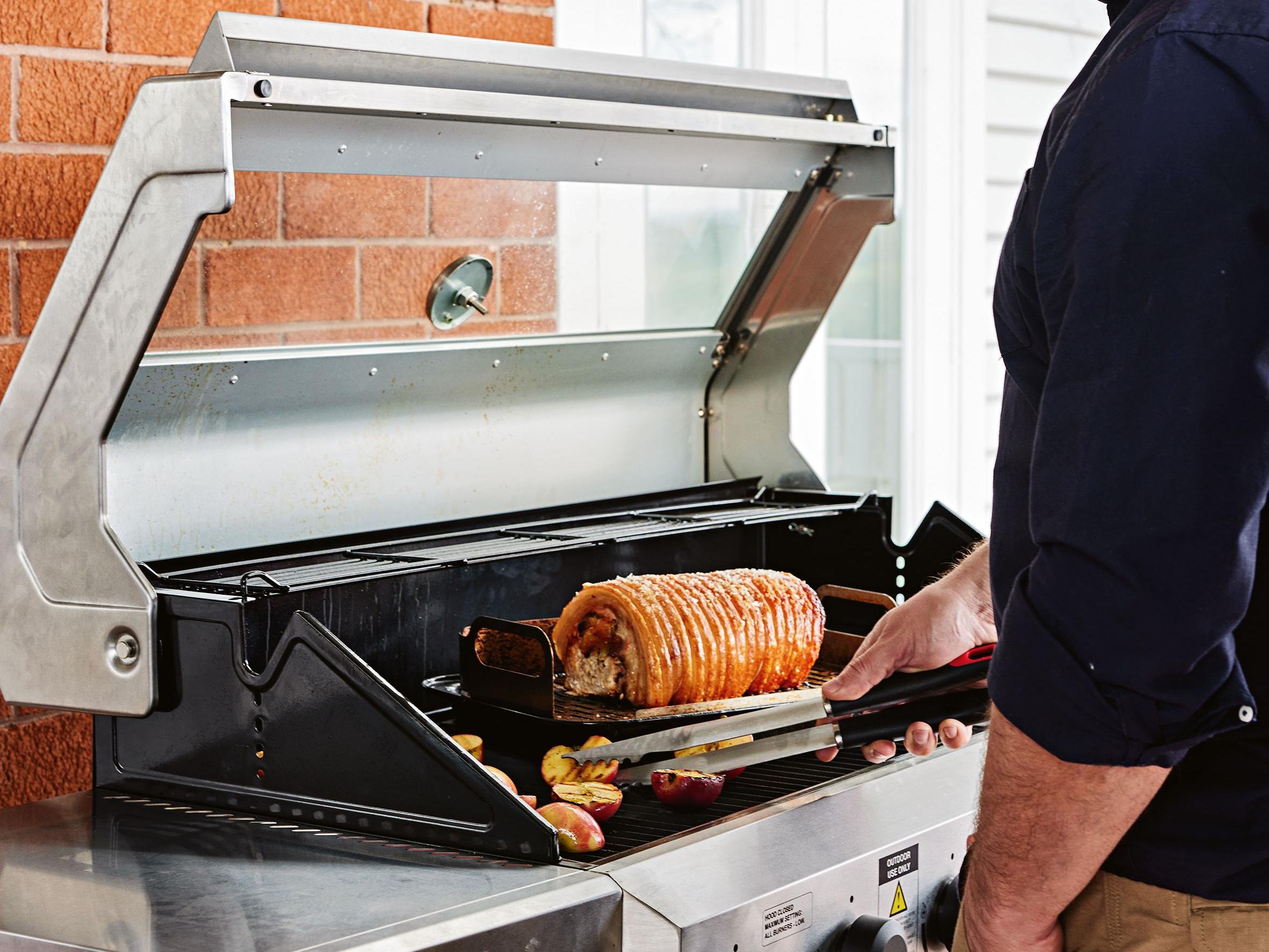 Cooking pork hotsell roast on bbq