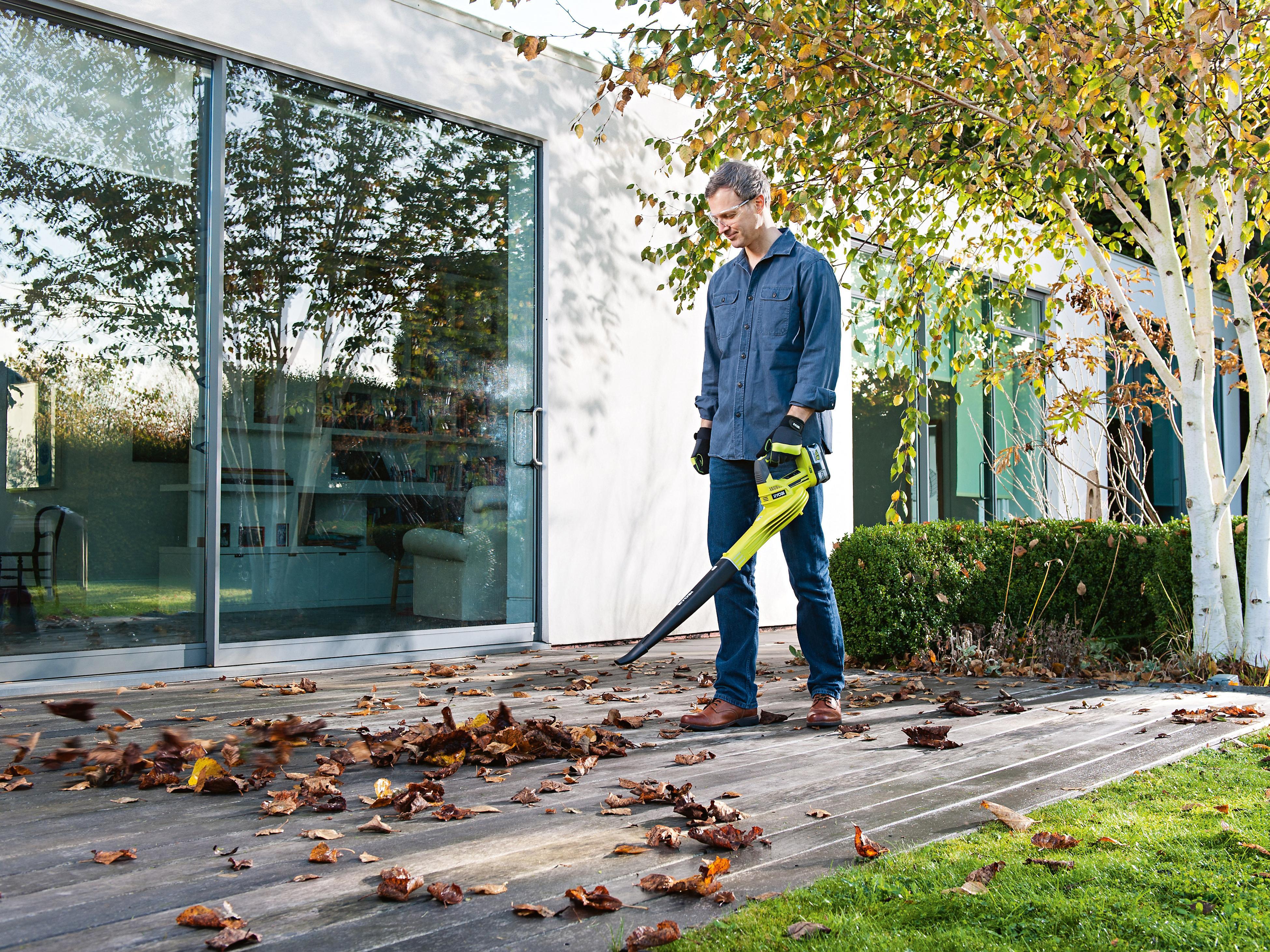 Makita leaf deals blower bunnings