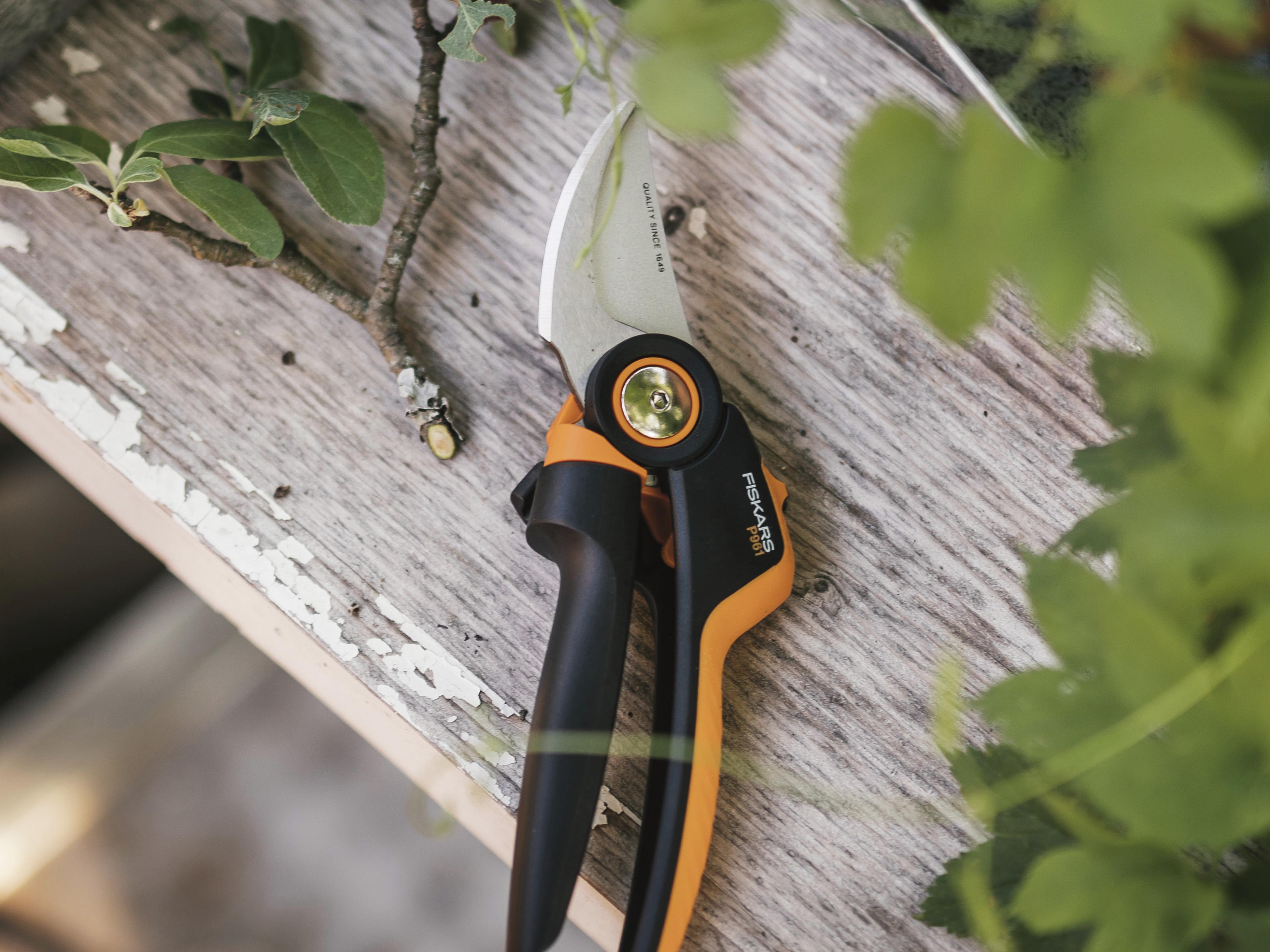 Fiskars Pruning Tools