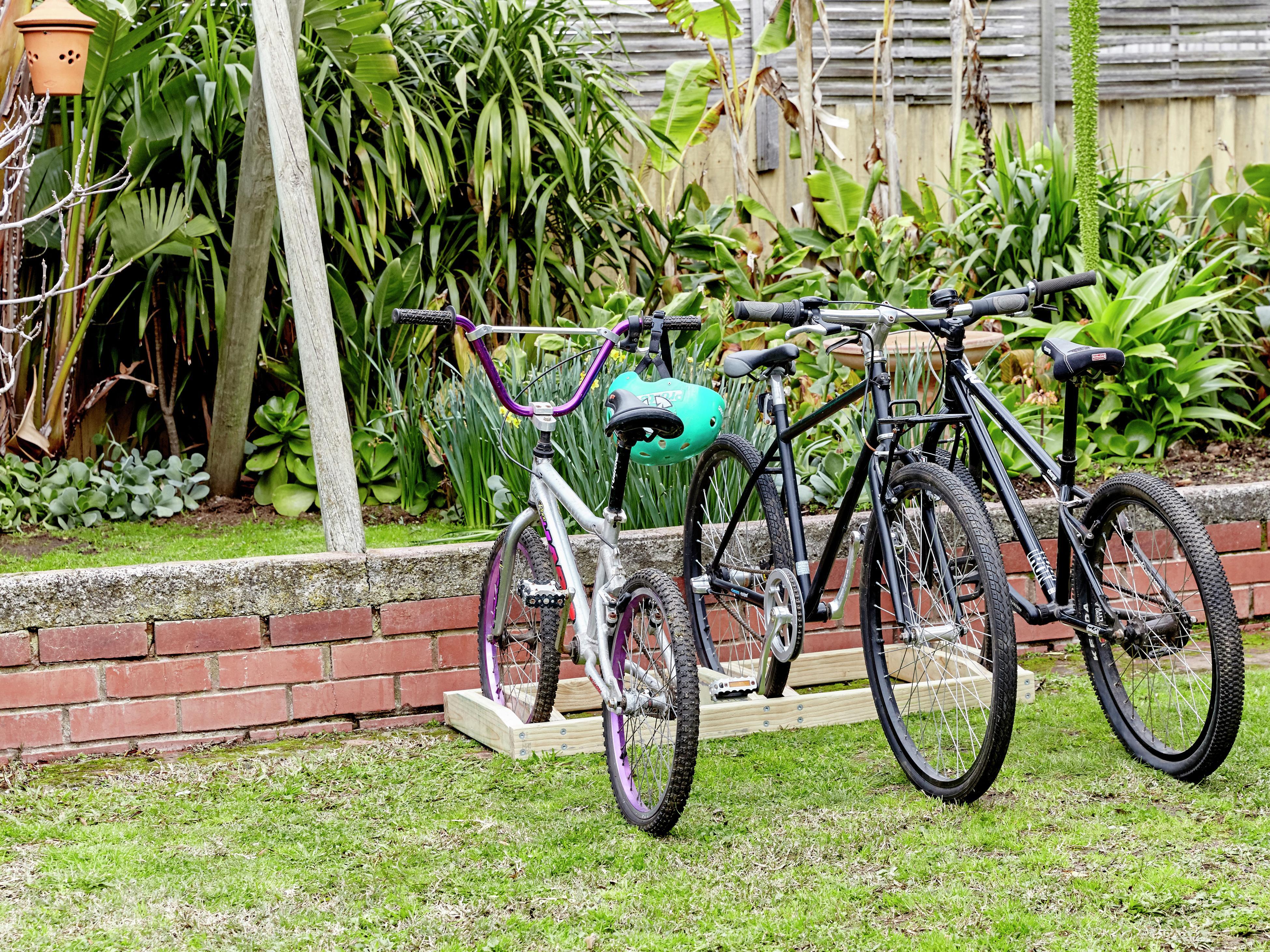 Diy floor on sale bike rack