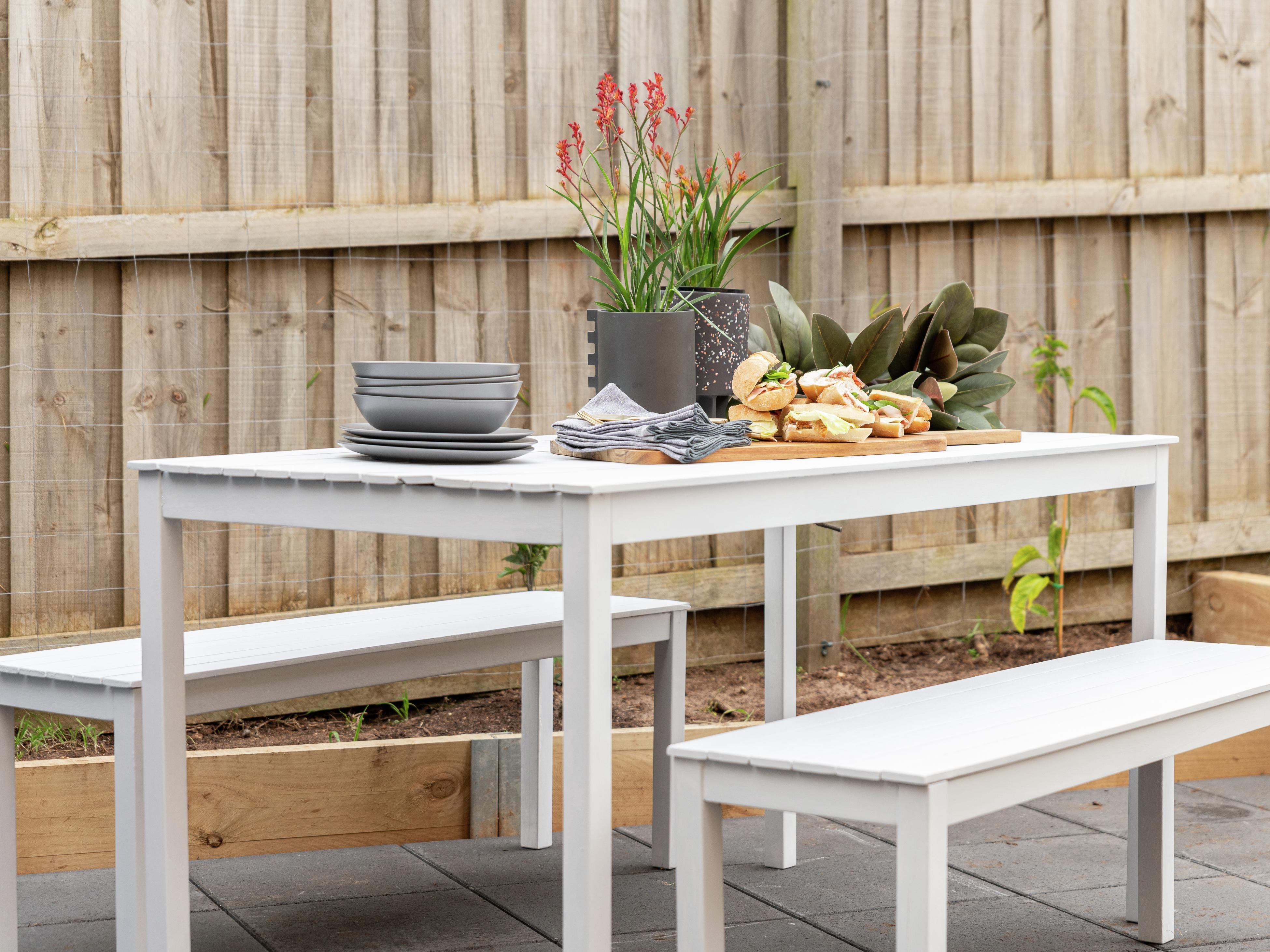 Concrete outdoor table deals bunnings