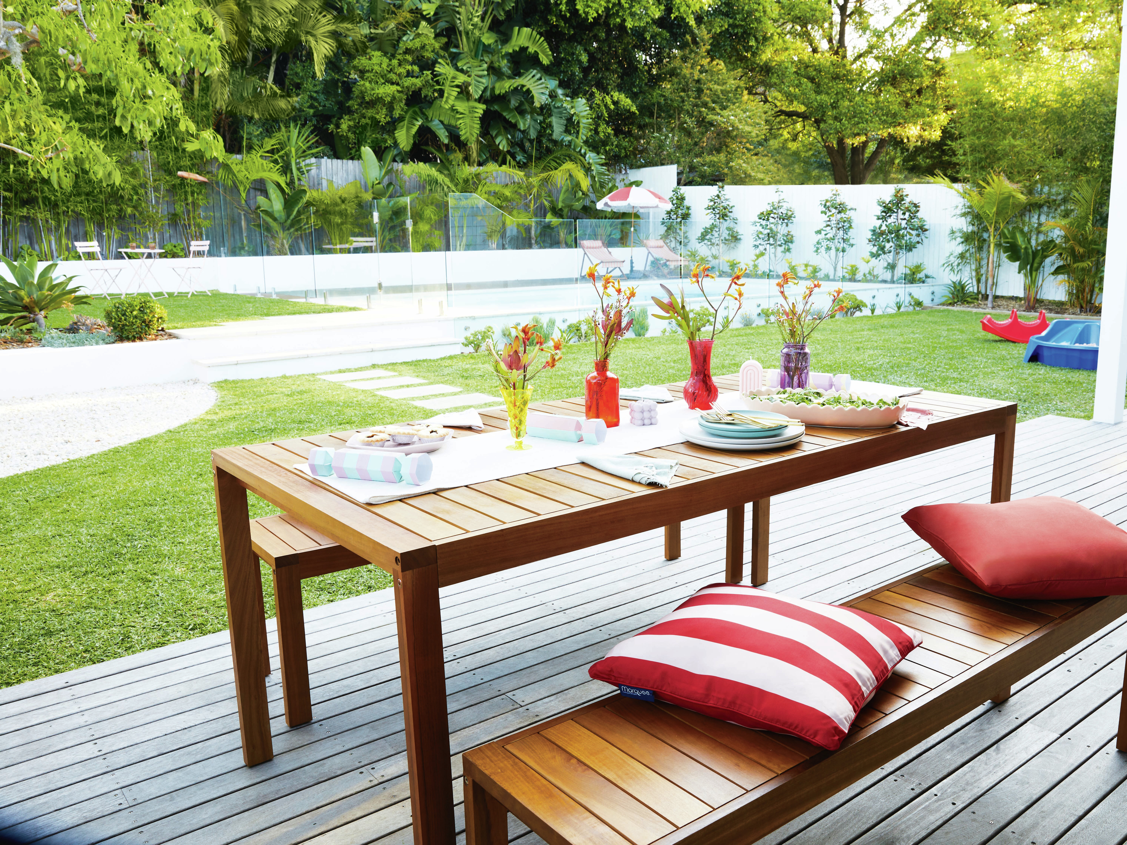 Bunnings table and on sale chairs outdoor