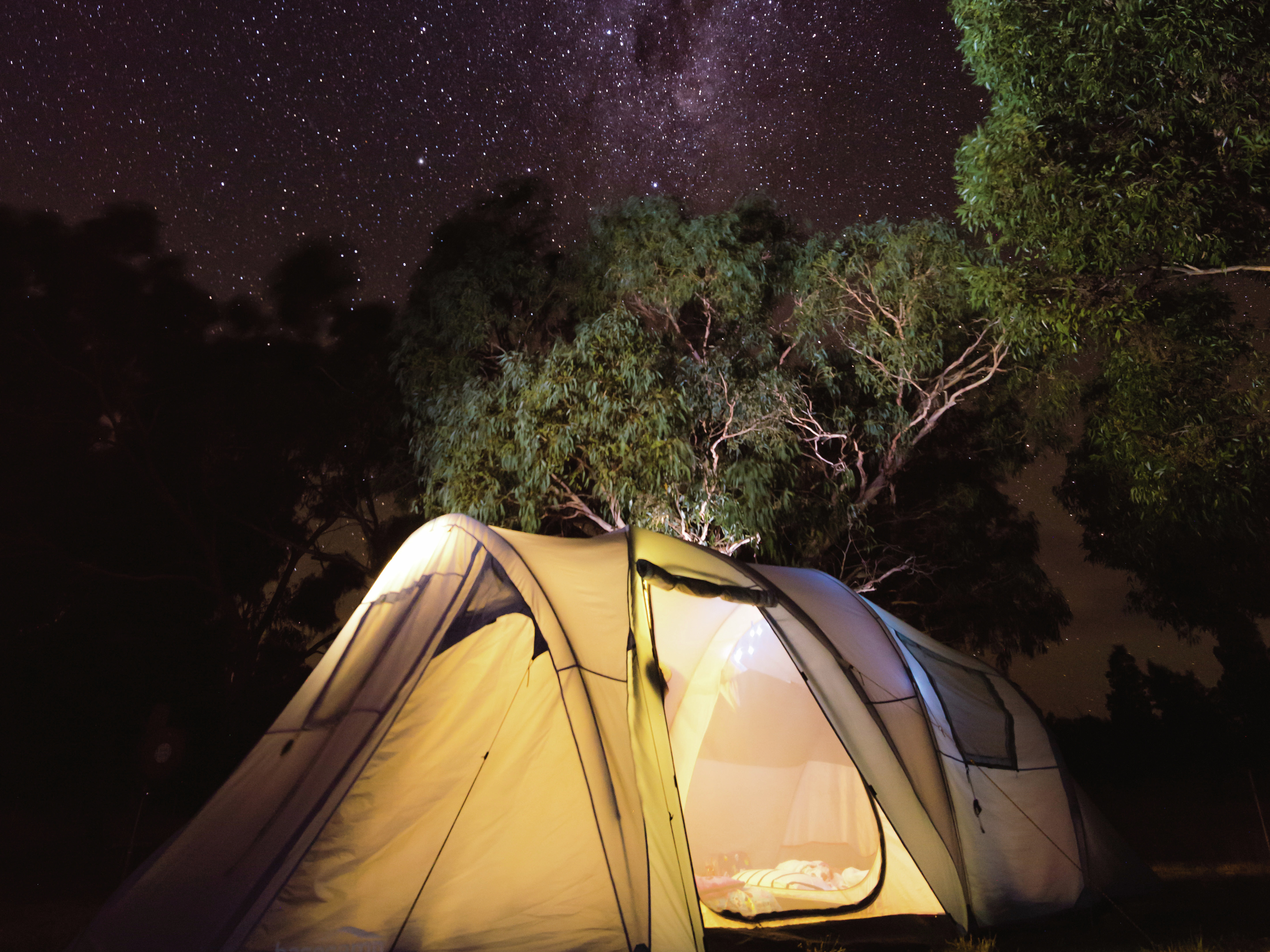 Bunnings camping deals lamp