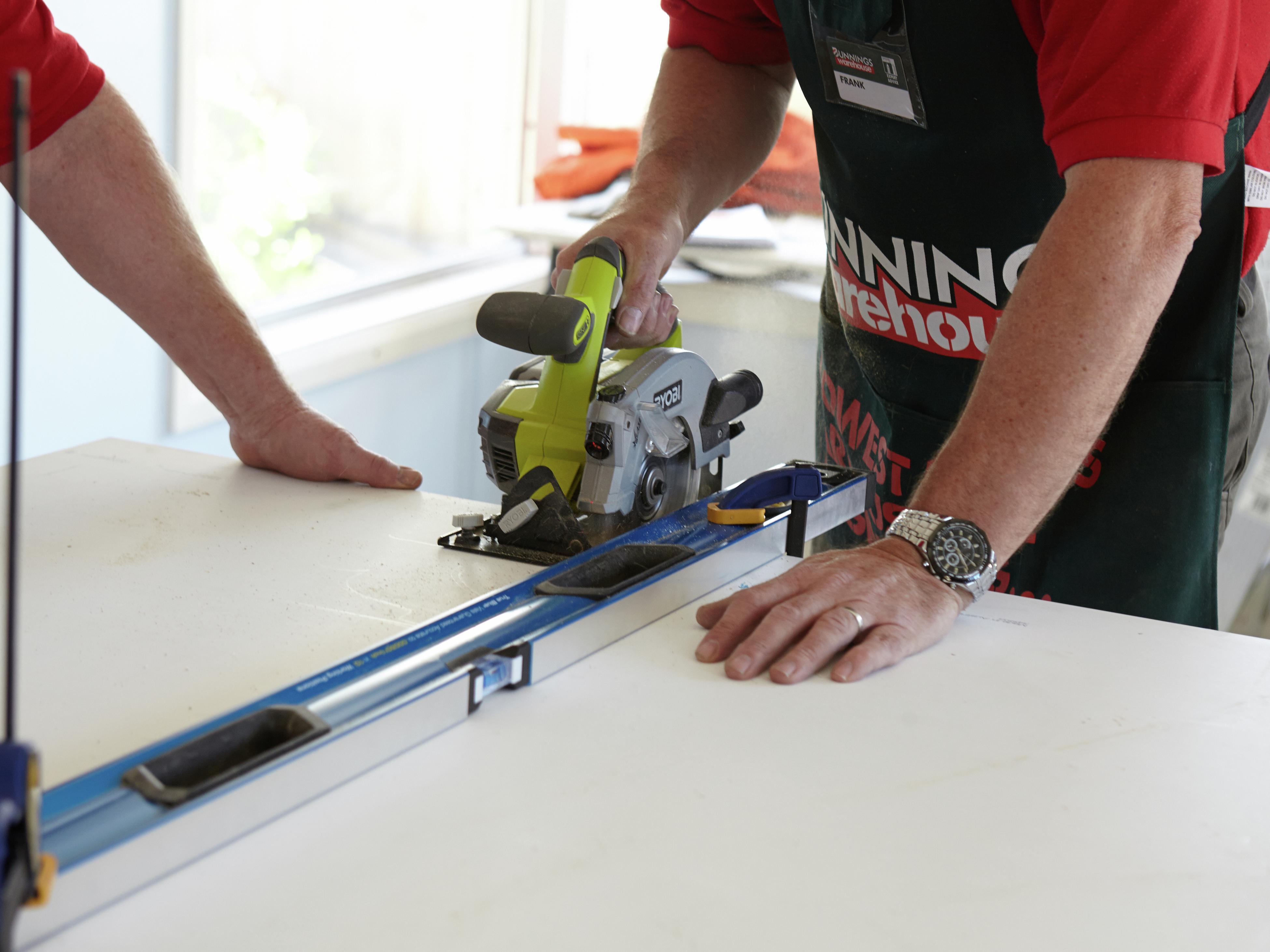 Circular saw guide 2024 rail bunnings