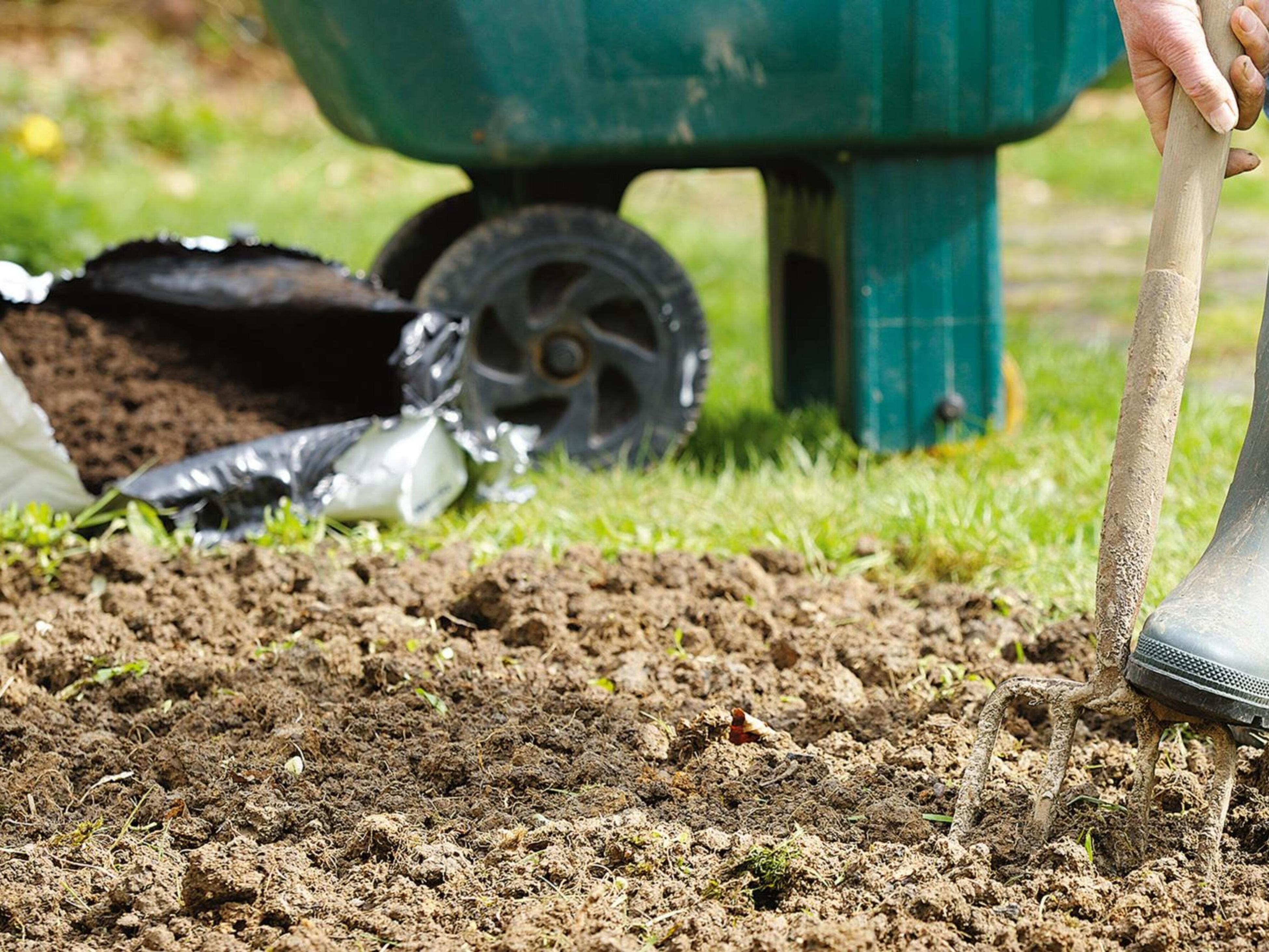 Bunnings soil on sale