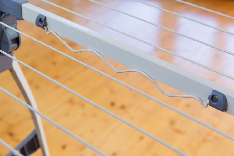Close-up of the central bar of a TopDry drying rack