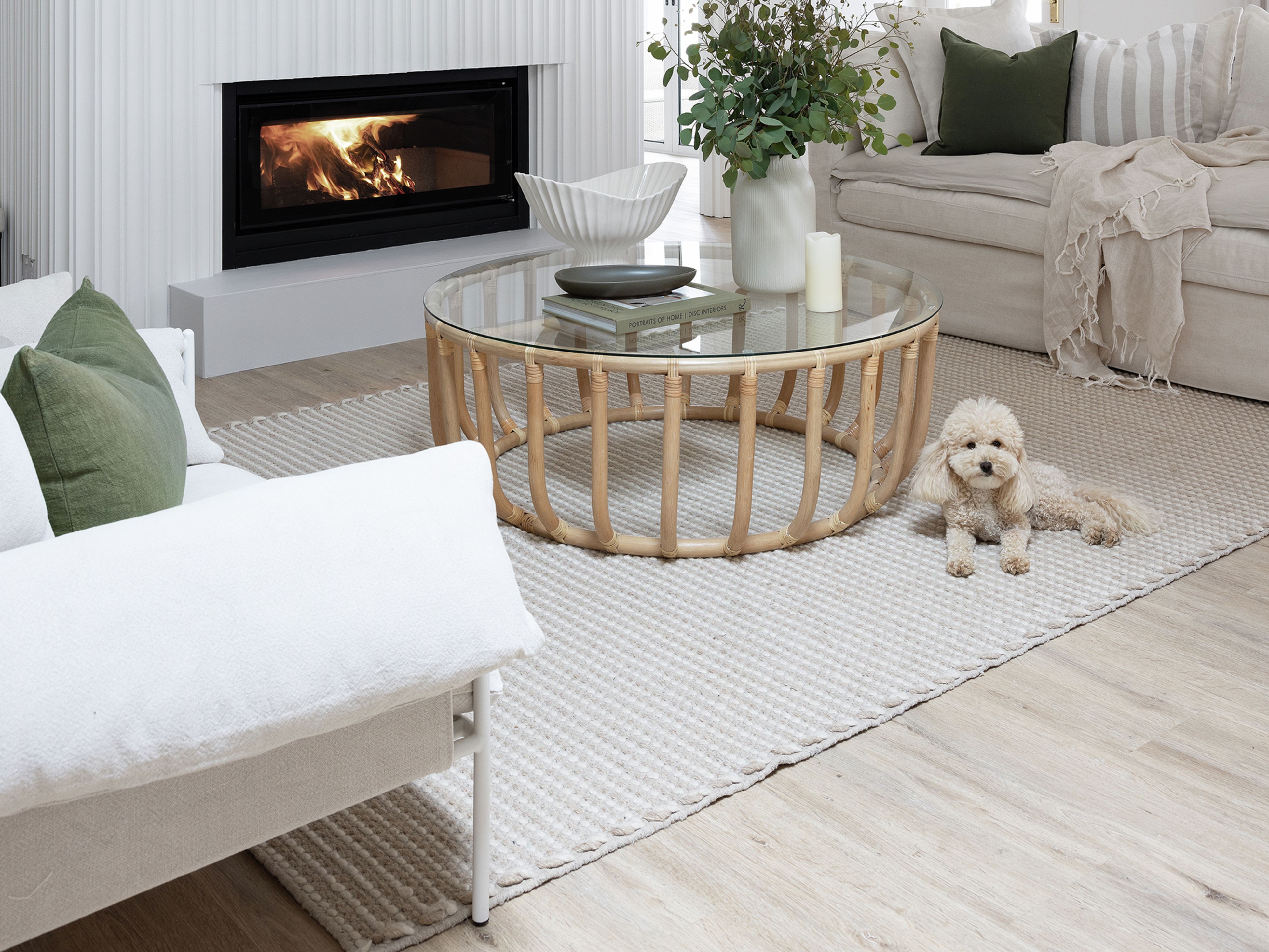 How To Choose The Right Outdoor Heater With Heatstrip - Bunnings Australia