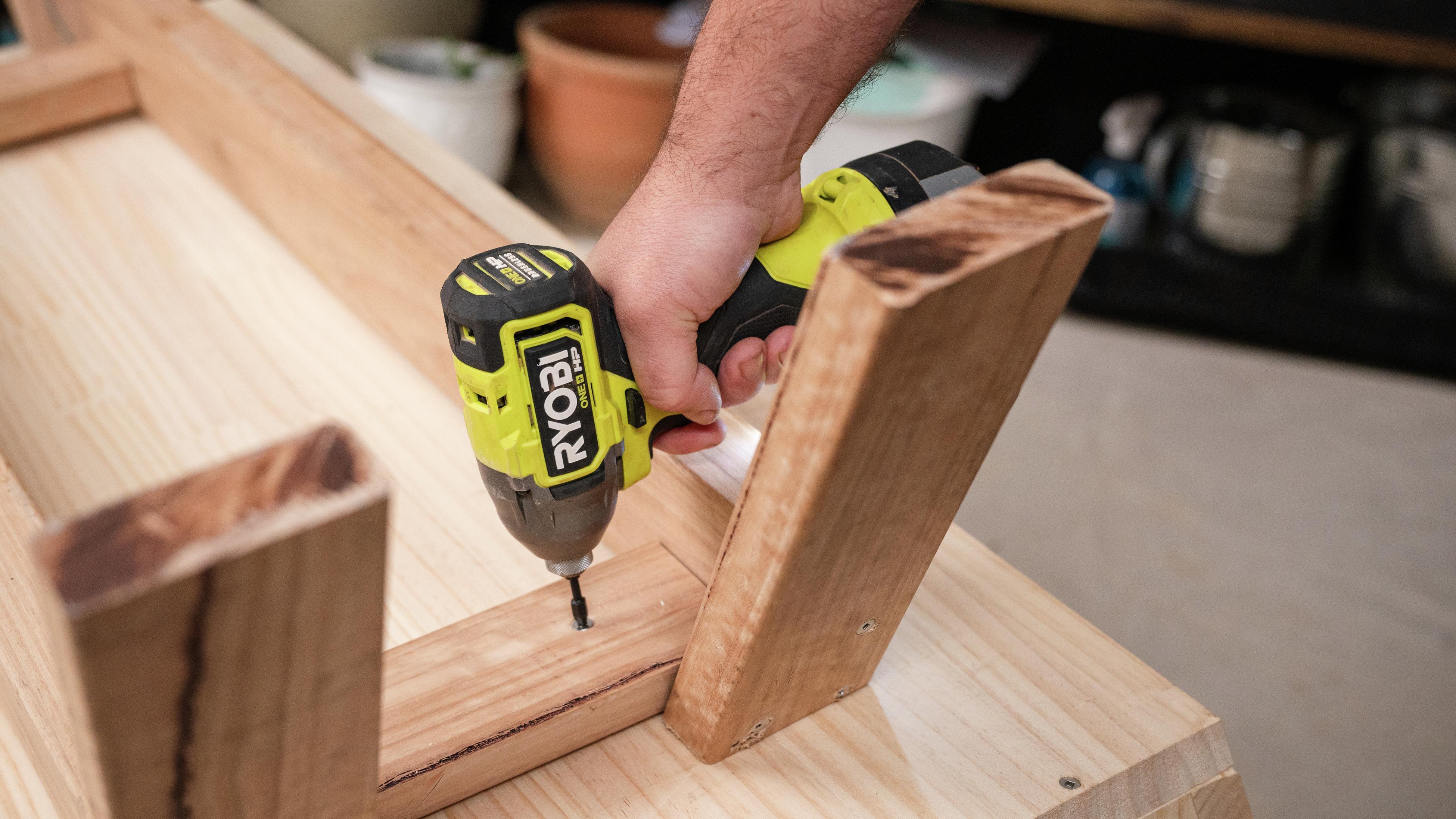 How To Build An Outdoor Chair With Ryobi - Bunnings Australia